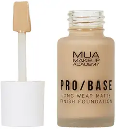 MUA Make Up Academy Pro Base Long Wear Matte Finish Foundation 30 ml 142 meikkivoide - 2