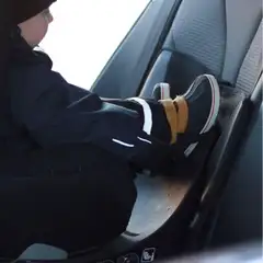 Emma kurasuoja istuimelle autoon Isofix musta - 4