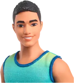 Barbie Ken Fashionista Farkkushortseissa - 4