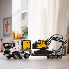 LEGO® Technic 42175 - Volvo FMX kuorma-auto ja EC230 Electric ?kaivukone - 6