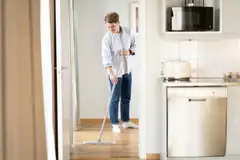 Streamy Lattiamoppi Kit, 1 kpl teleskooppikahva, 1 kpl Multi mopframe
3 kpl Kuiva liina, 5 kpl Märkä liina - 9