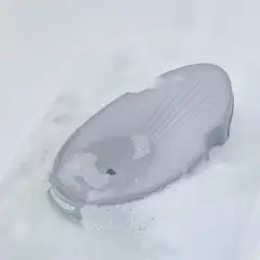 Shnuggle-kylpytuki pebble on suunniteltu vastasyntyneen turvalliseen ja mukavaan kylvetykseen. - 4