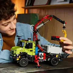 LEGO® Technic 42242 Nosturilla varustettu Mercedes-Benz Unimog U 5023 - 10