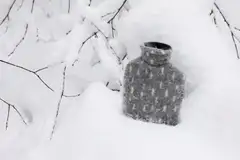 Lapuan Kankurit Pyry kuumavesipullo harmaa-valkoinen 100% villa - 3