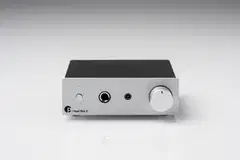 Pro-Ject Kuulokevahvistin Head Box E hopea - 2