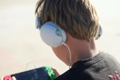 Skullcandy lasten/nuorten langalliset sankakuulokkeet Grom vaaleanharmaa - 3