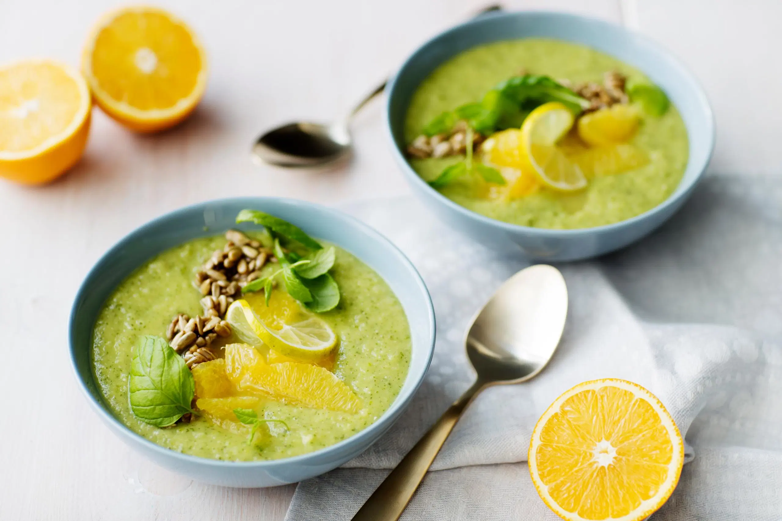 Lusikoitava vihersmoothie