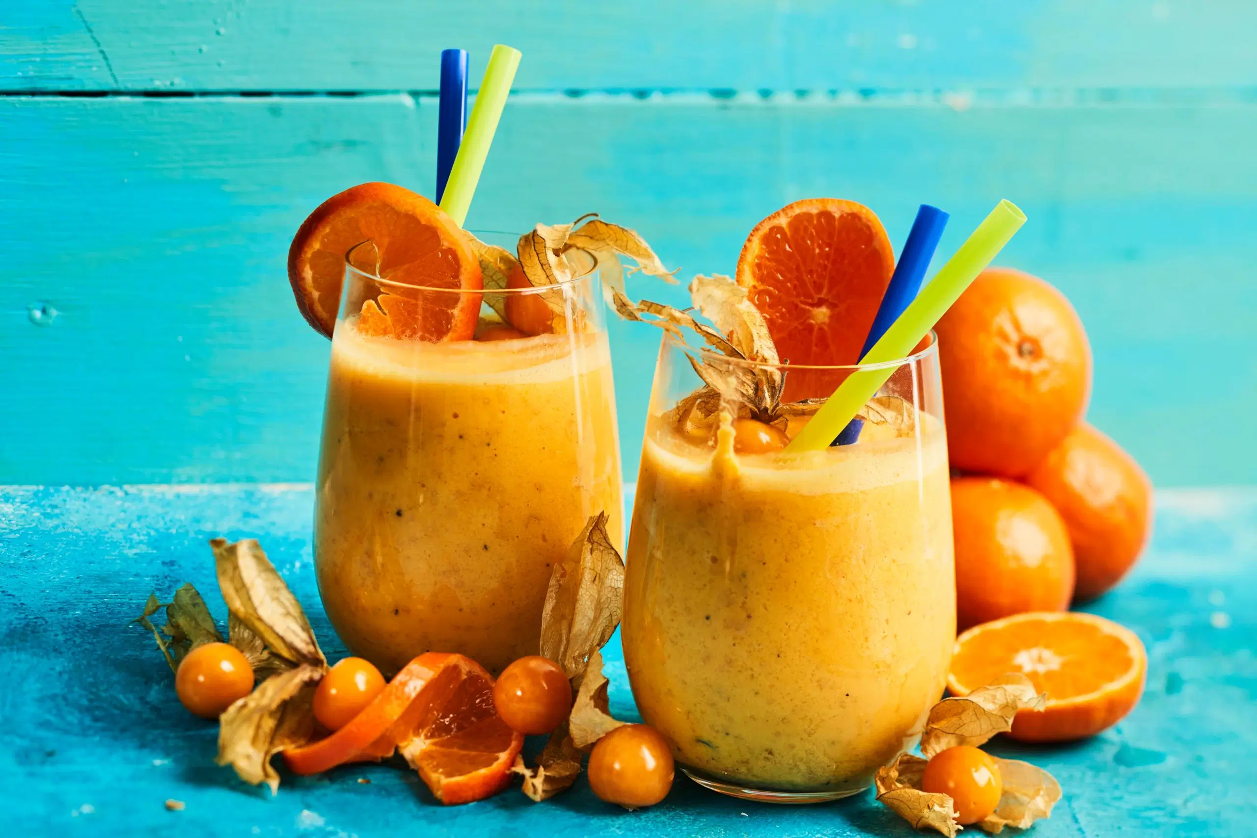 Mandariini-ananaskirsikkalassi