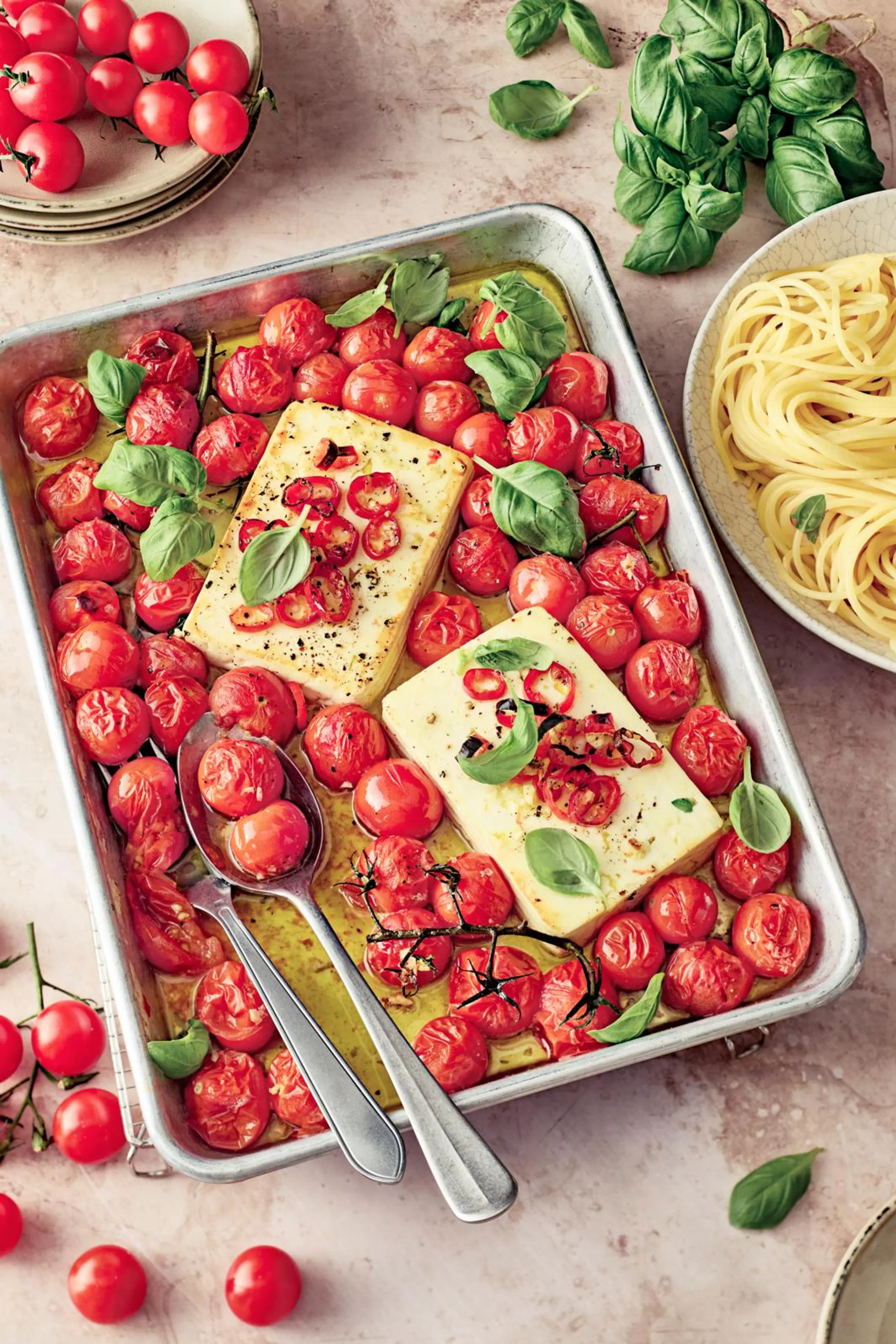 Helppo uunifetapasta