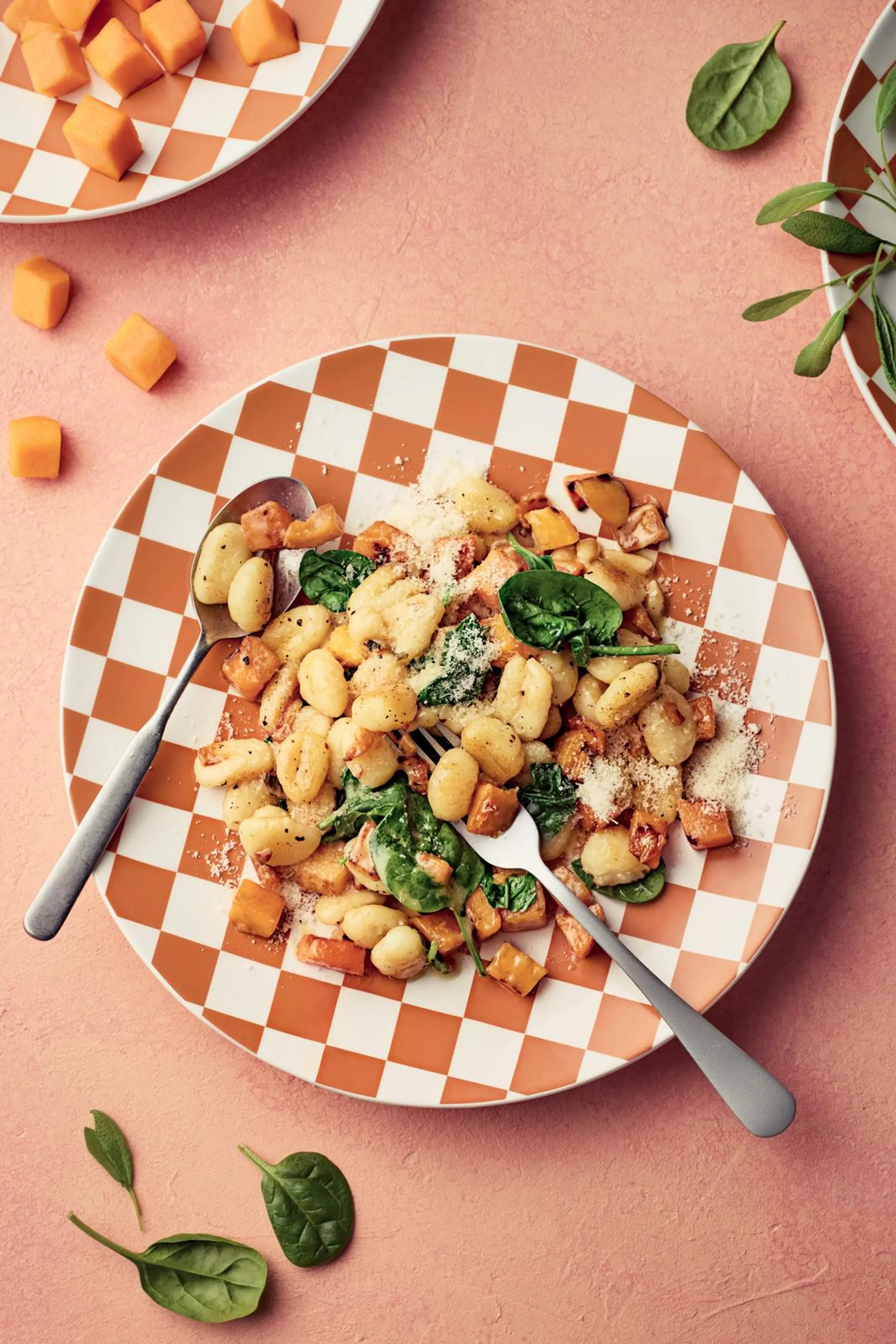 Helppo kurpitsa-gnocchipannu