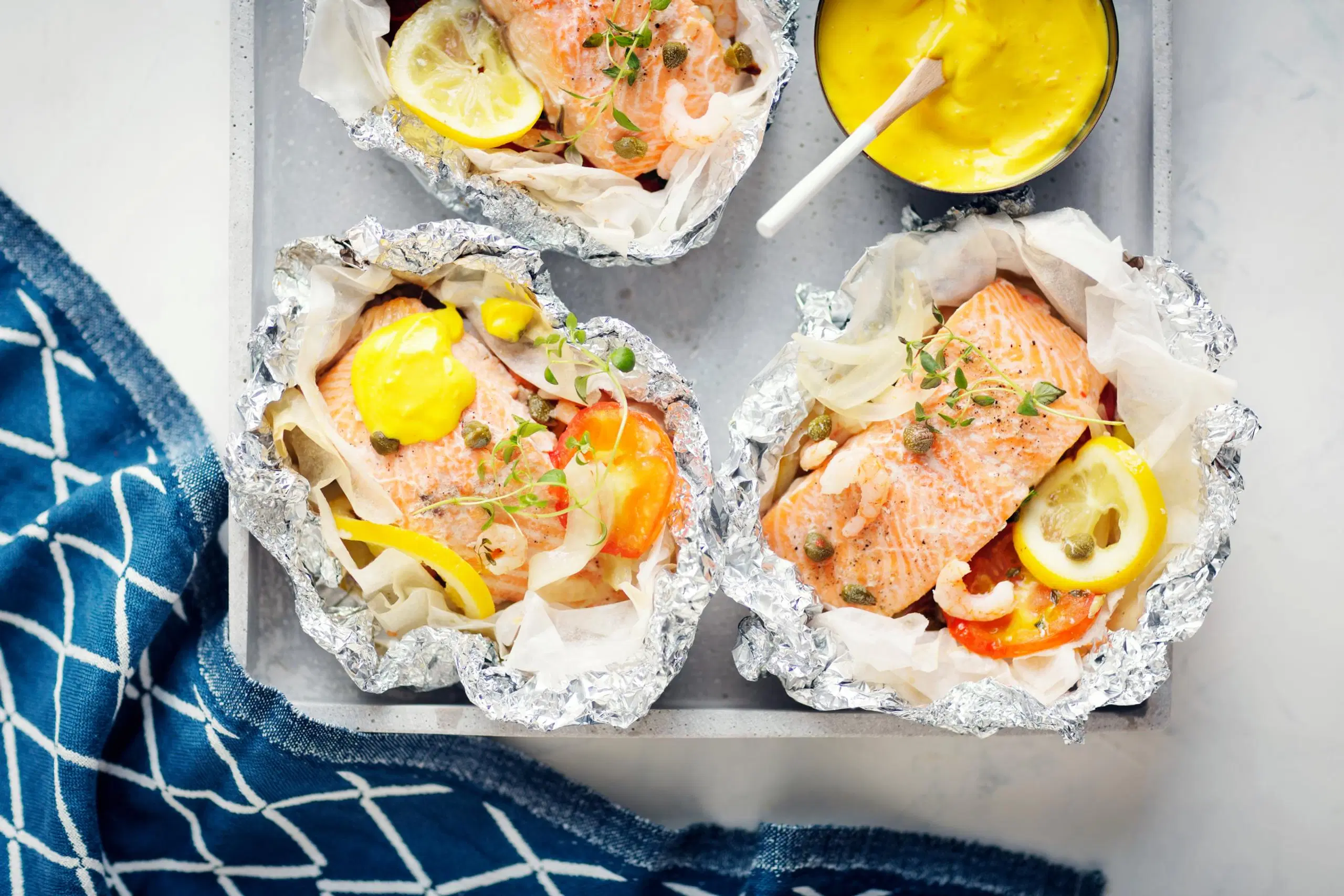 Lohi-bouillabaissenyytit