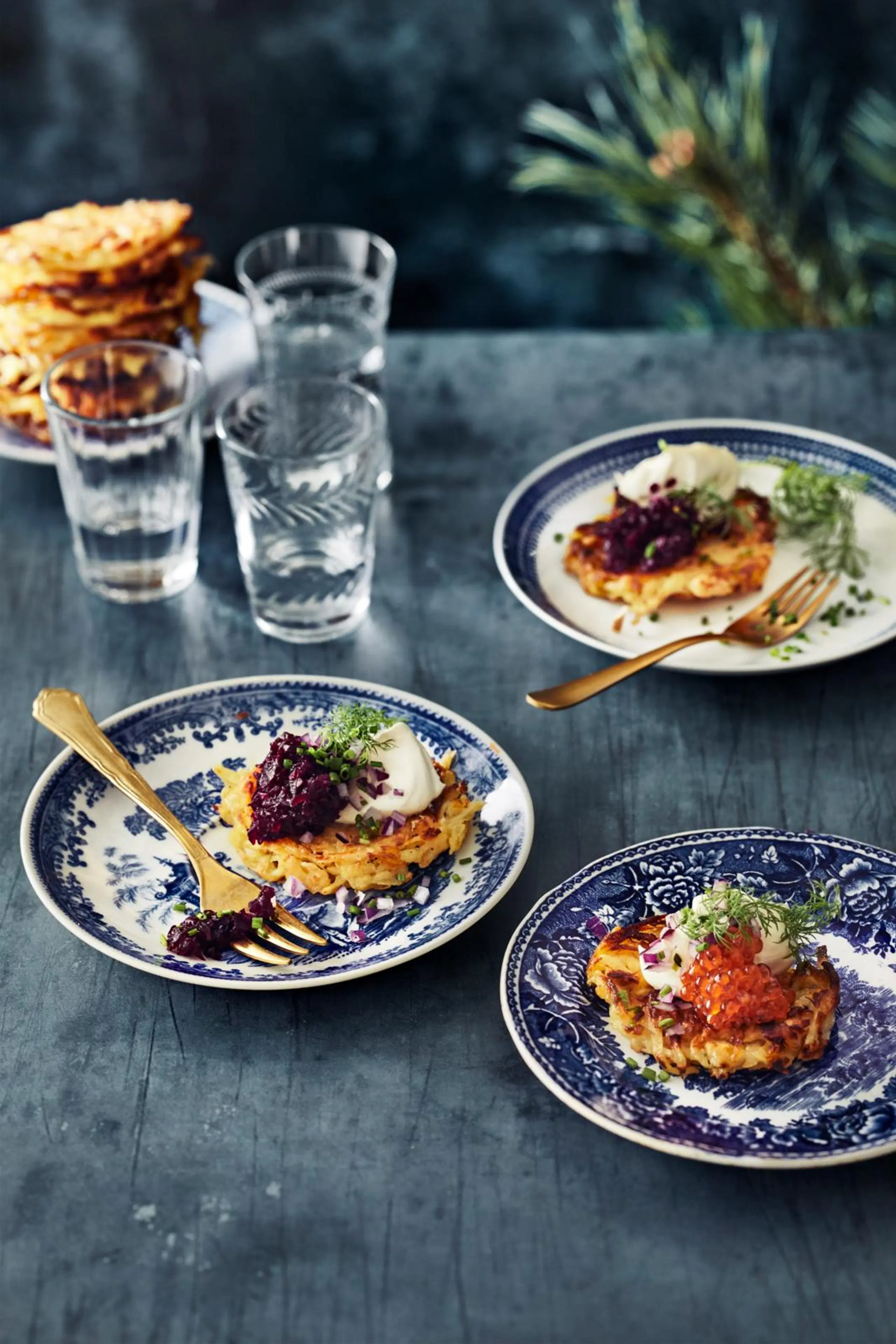 Latkes ja kasviskaviaari