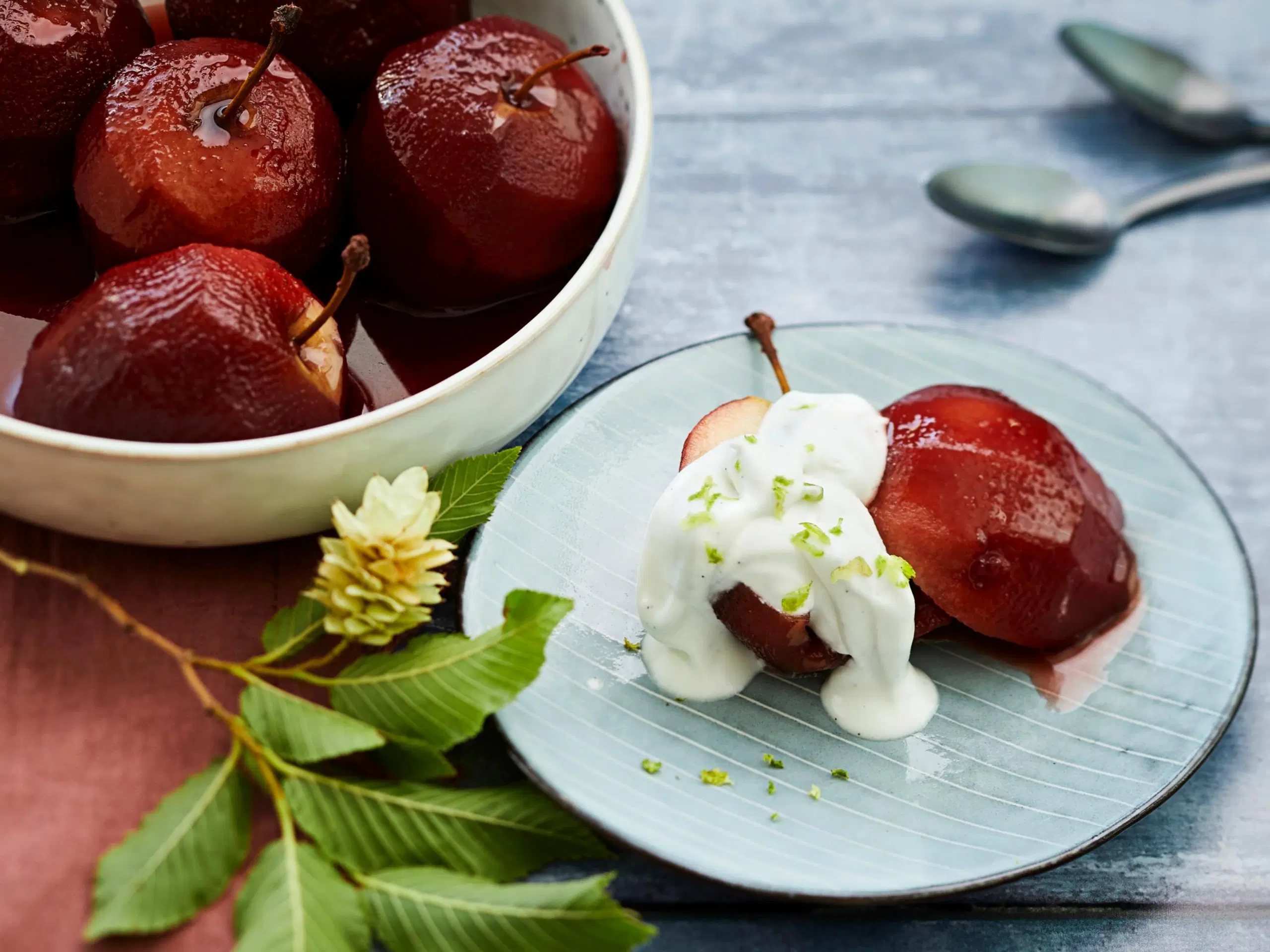 Punaposkiset inkivääriomenat