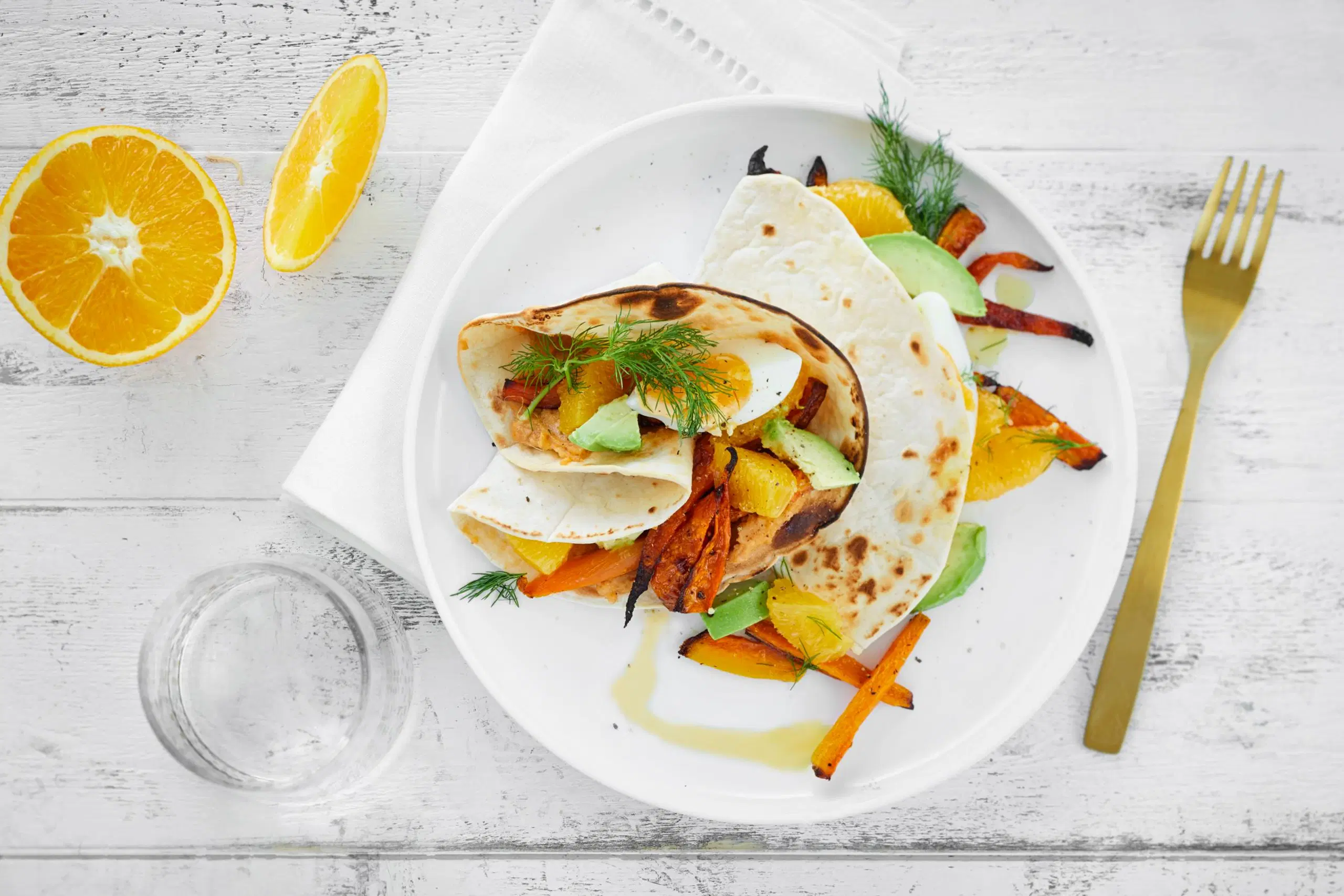 Kasviswrapit ja maapähkinä-tomaattitahna