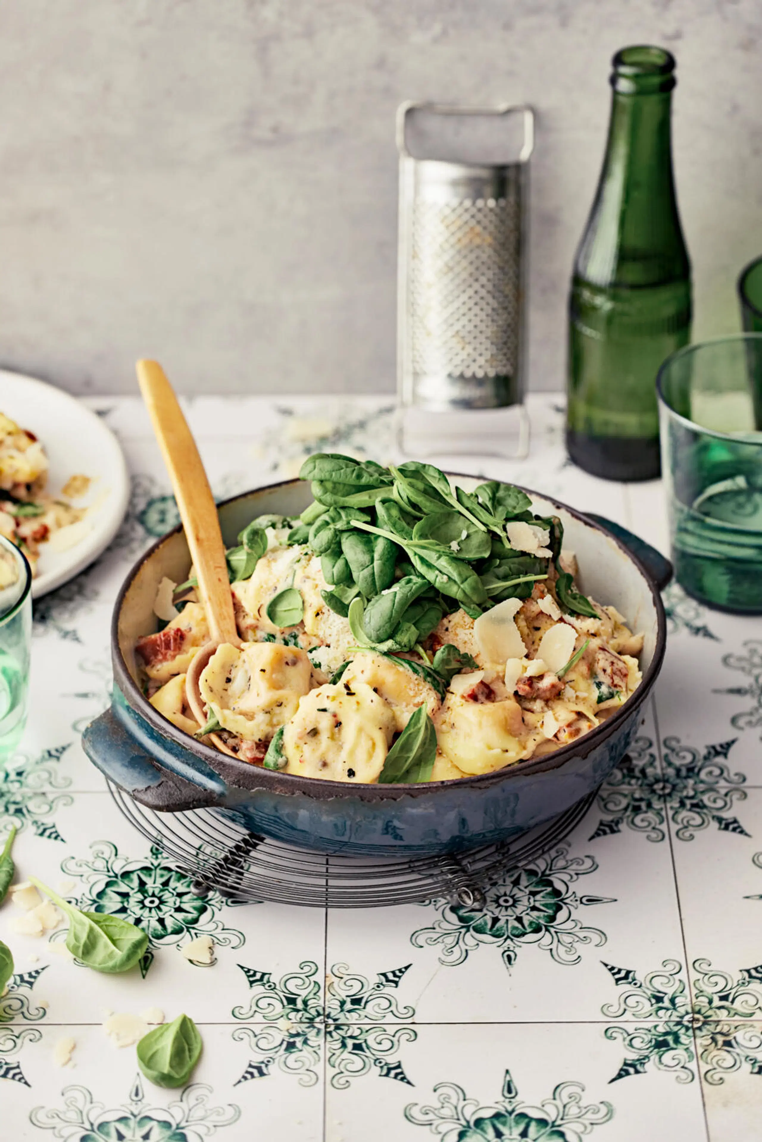 Yhden pannun tomaattinen pasta