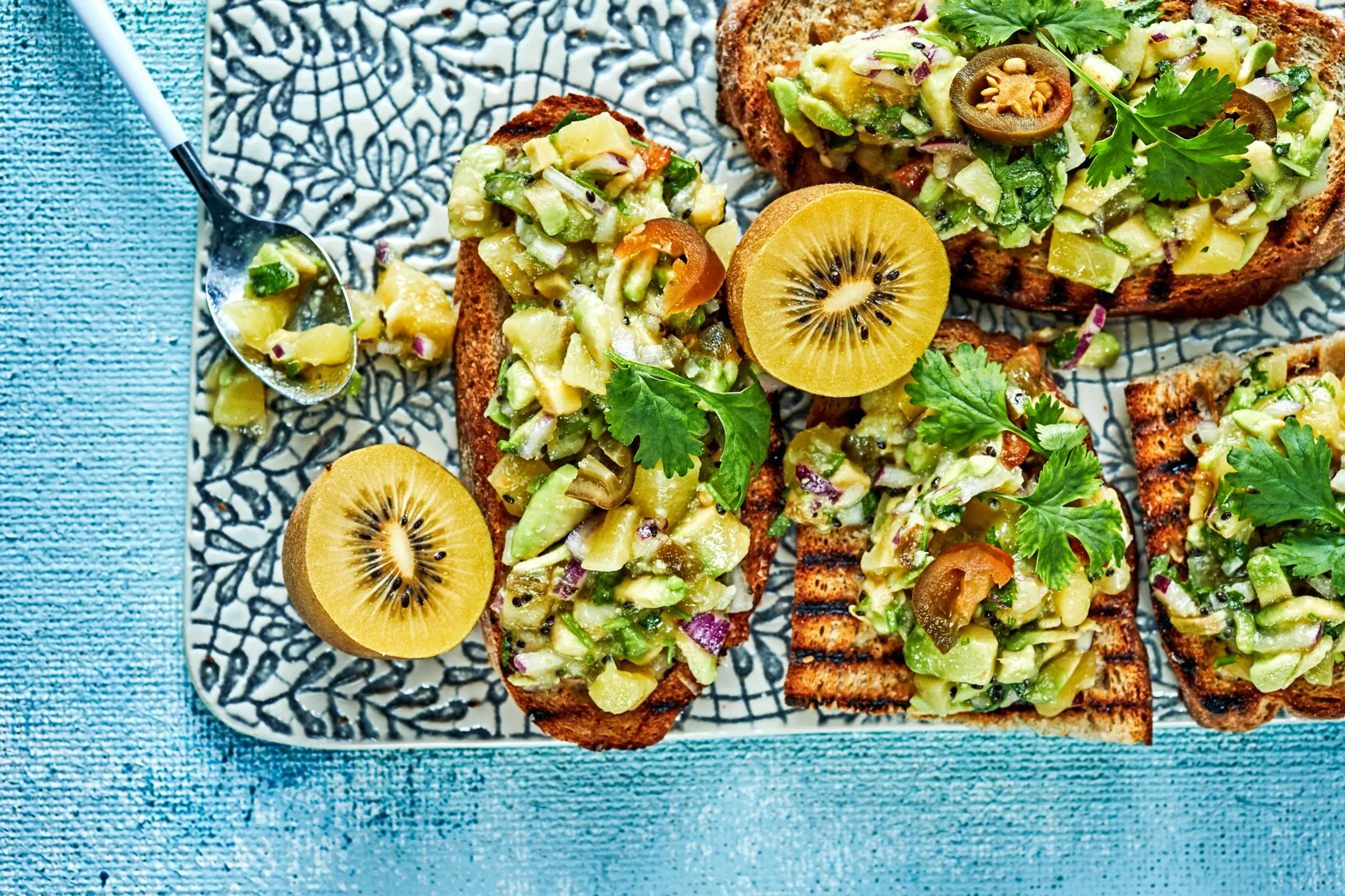 Kiiviguacamoleleivät