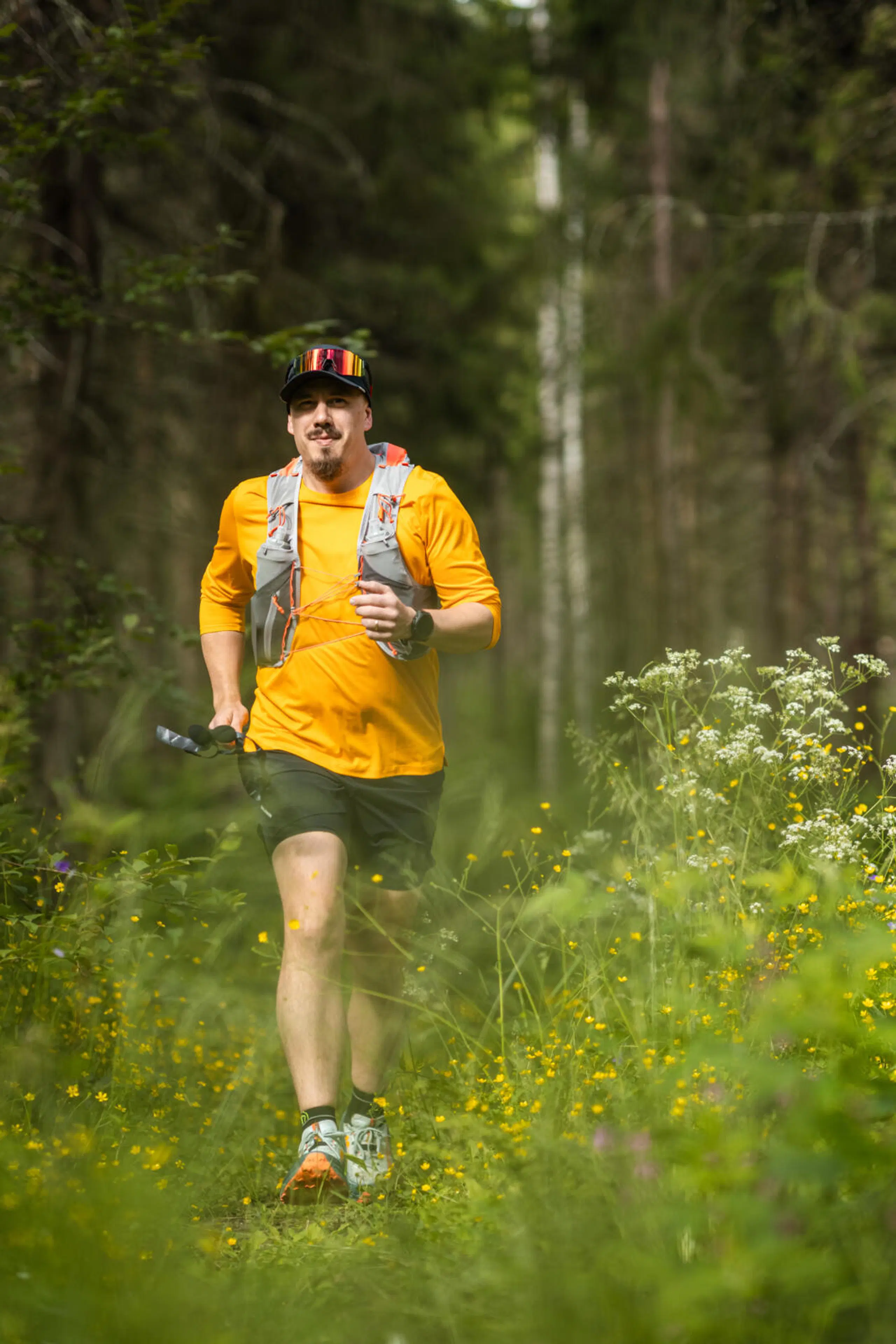Riku Korhonen juoksee.