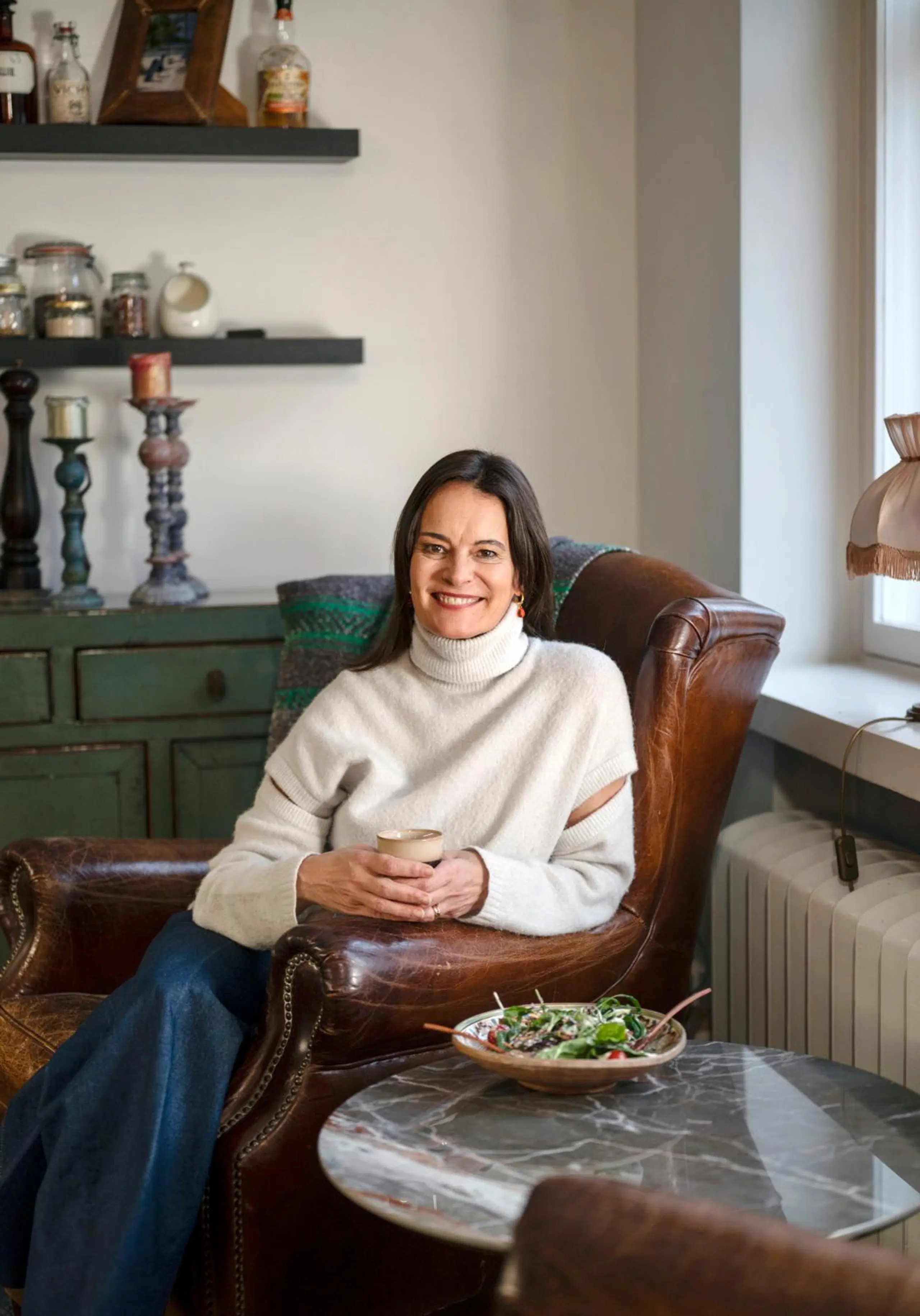 Hanna Jensen nojatuolissa