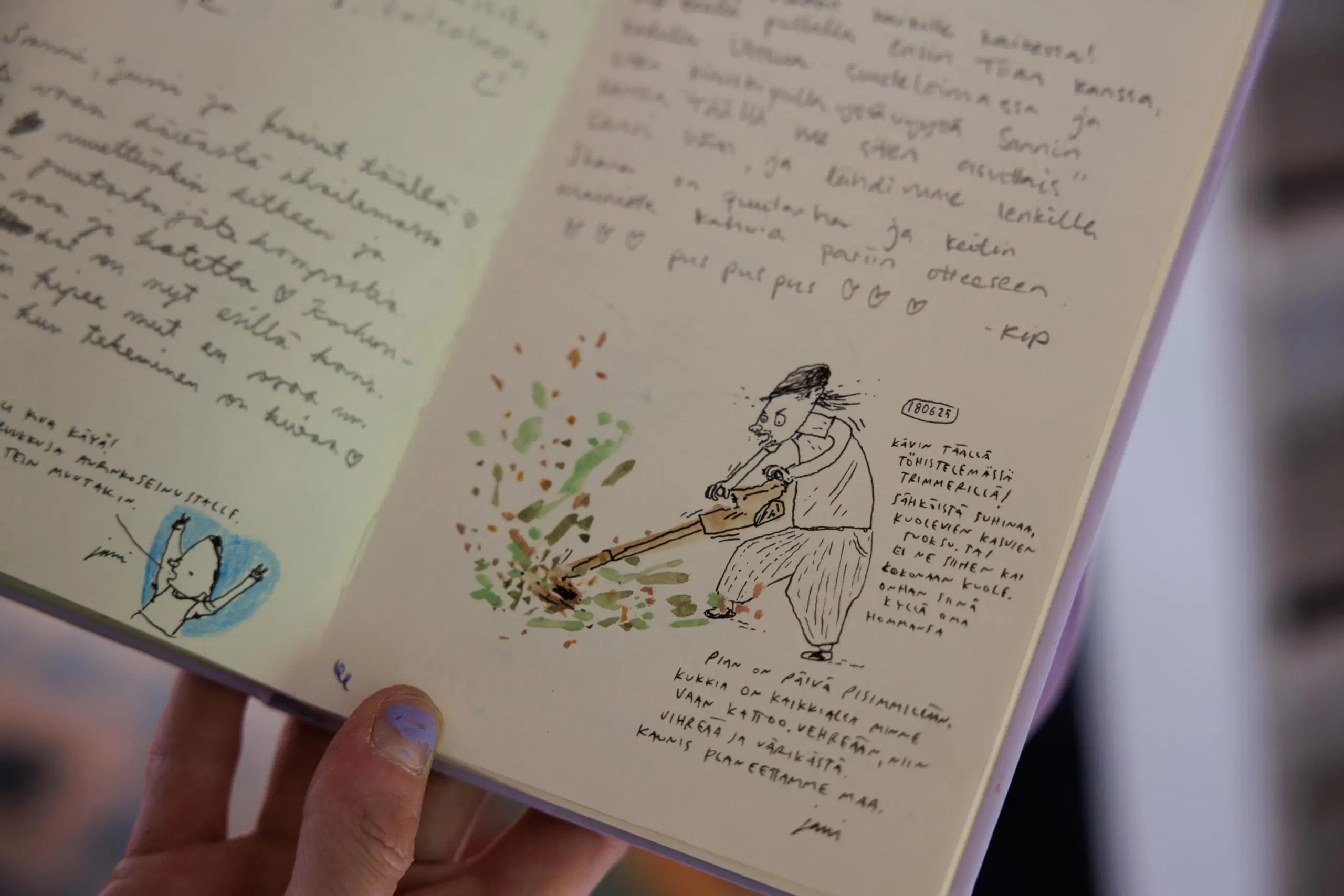 Päiväkirja, jossa tekstiä ja piirroksia