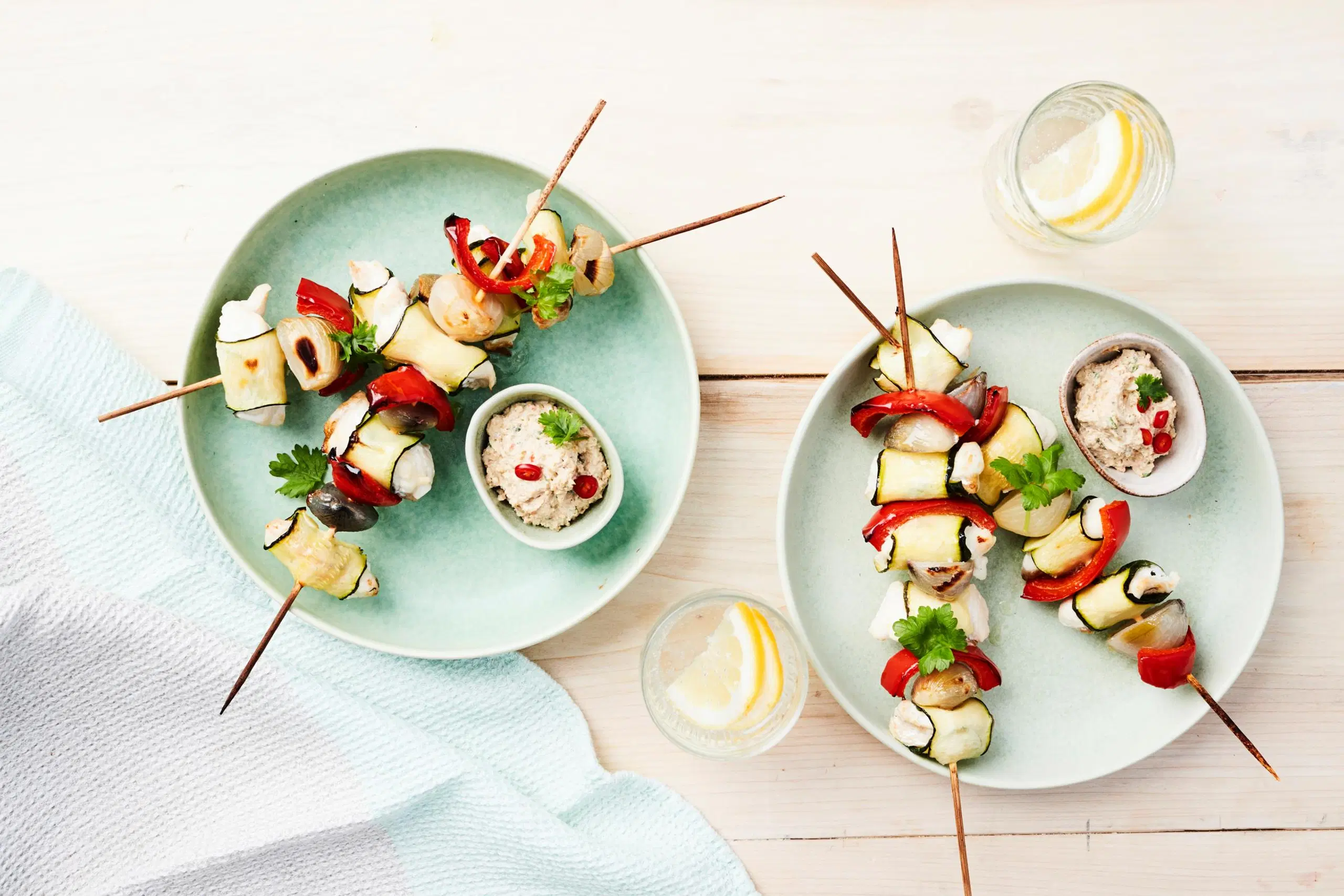 Grillatut siikavartaat chilitahnalla