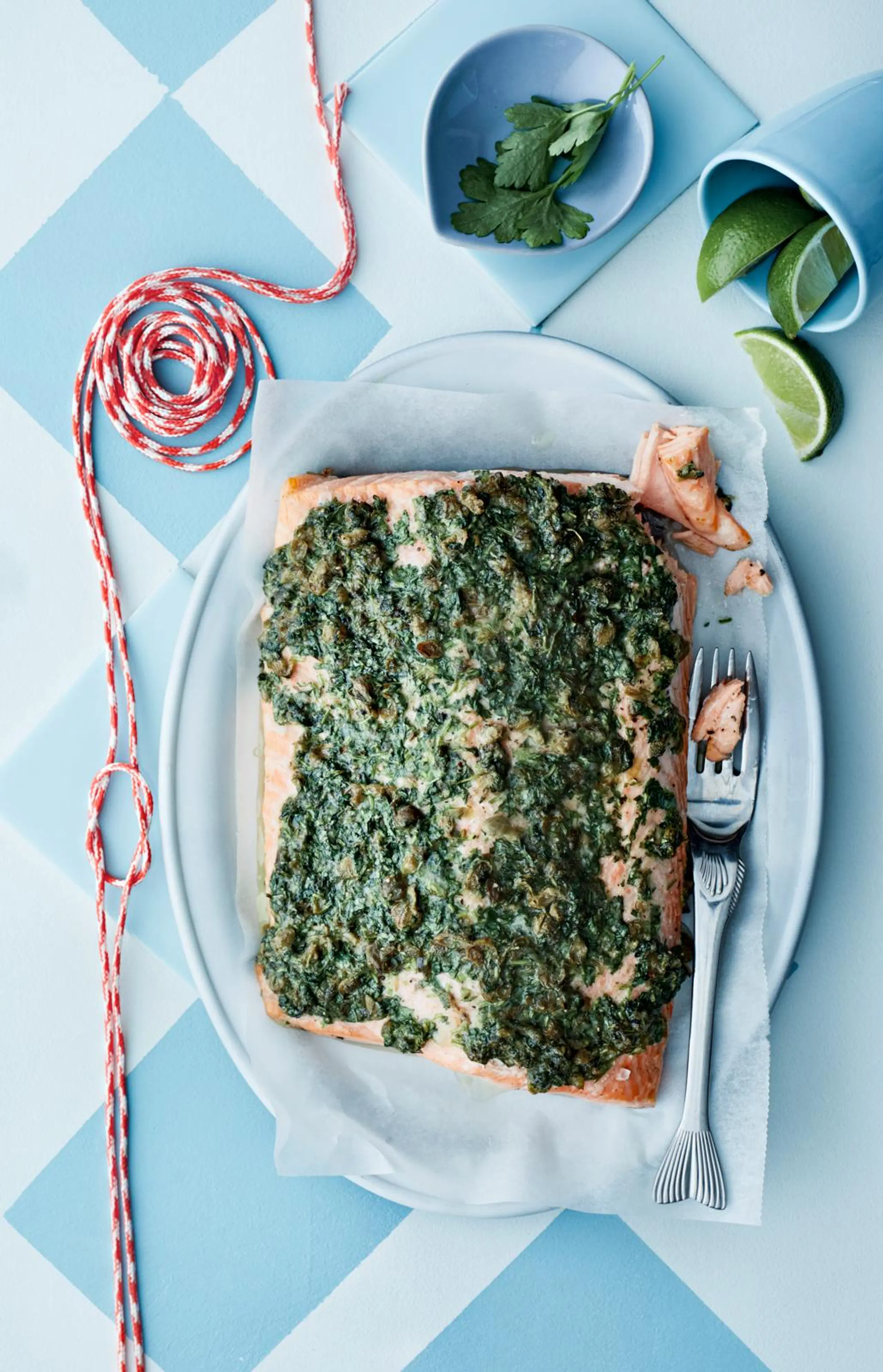 Mehevä yrttinen uunilohi