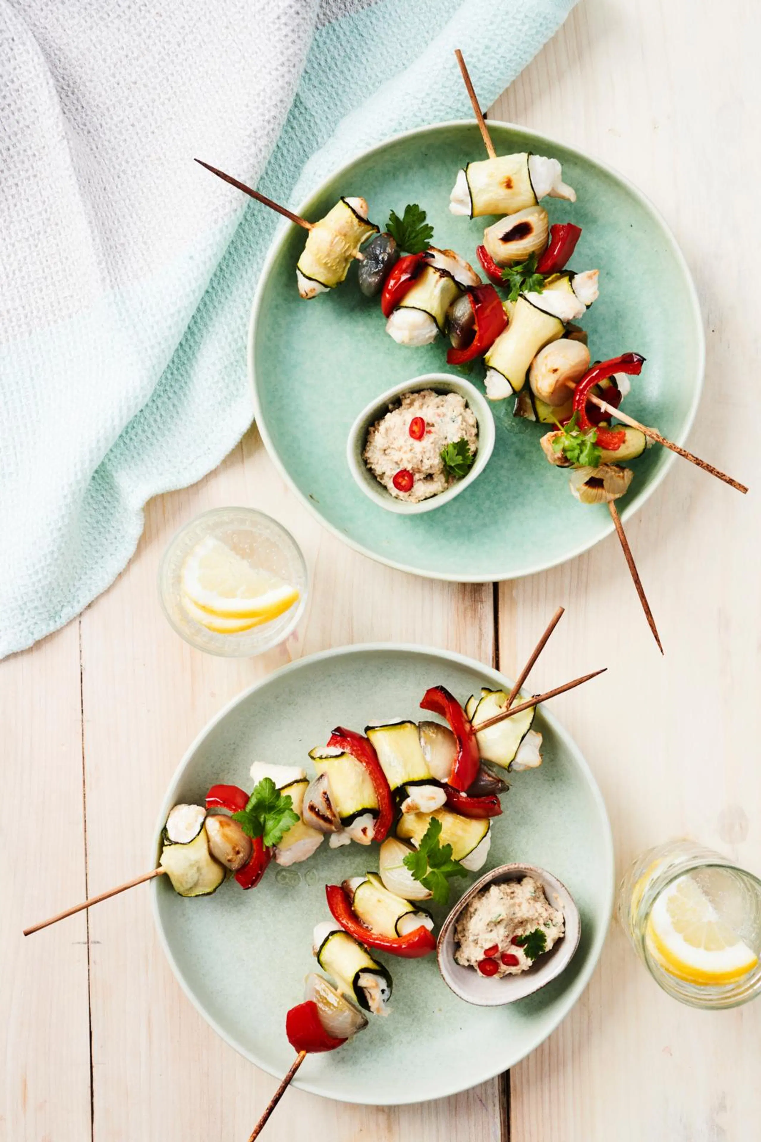 Grillatut siikavartaat chilitahnalla