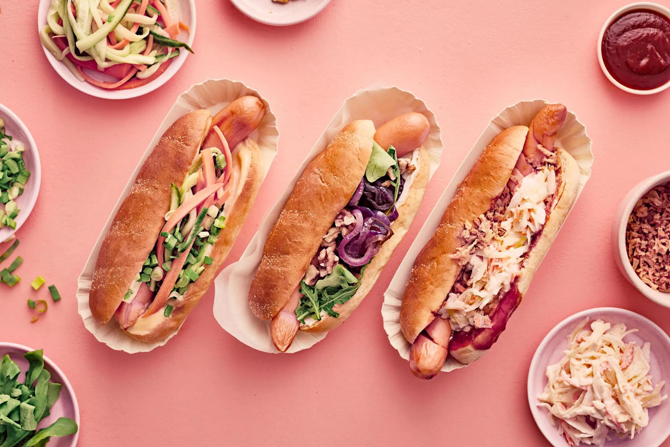 Tre läckra hotdogs
