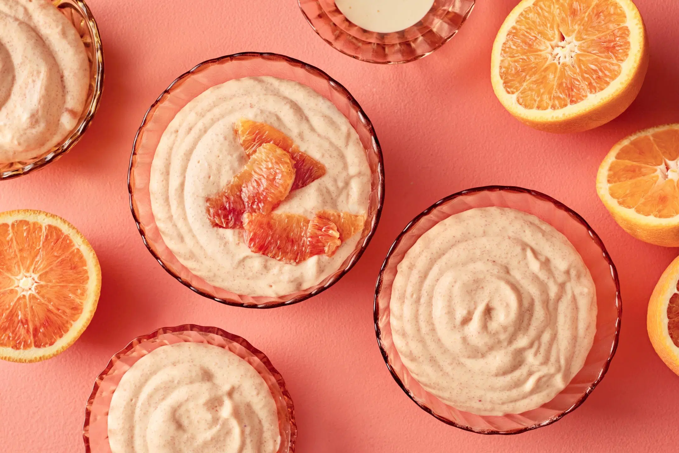 Ihastuttava vispipuuro veriappelsiinista