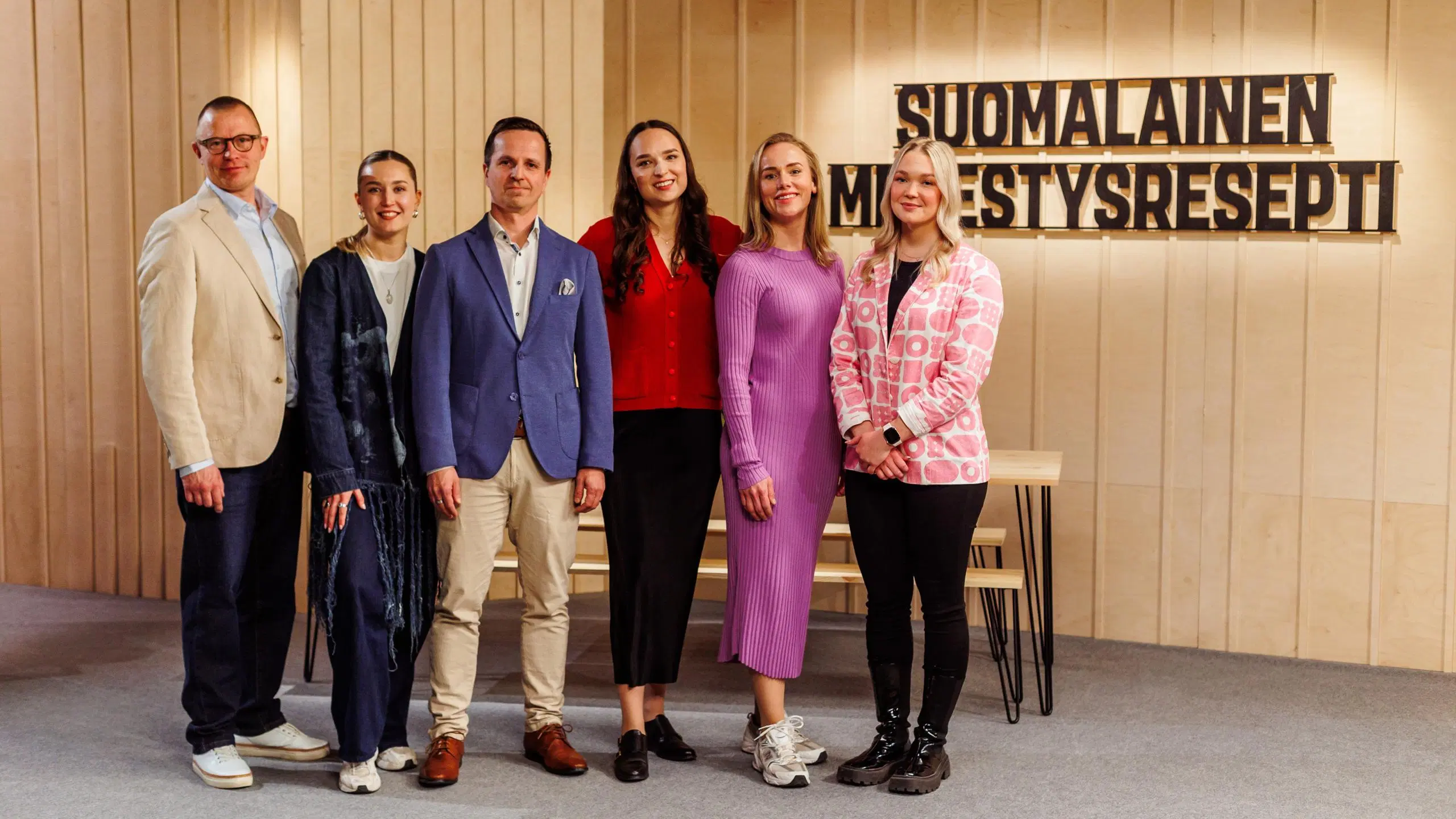 Samuli Wirgentius, Kaisa Somerpalo, Antti Helkala, Anemone Aaltonen, Elina Leskinen ja Iita Tyykiluoto.