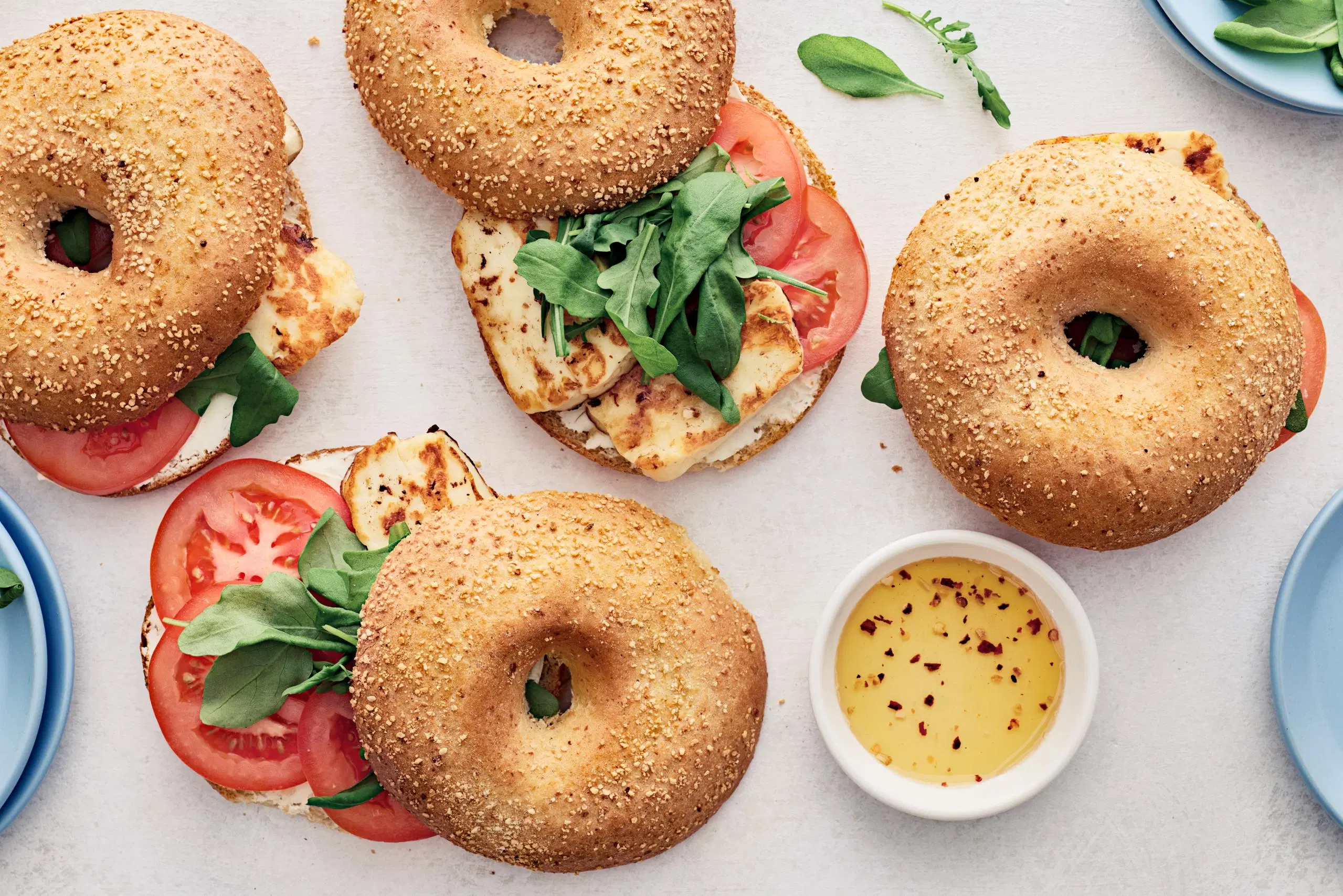 Hot honey -halloumibagelit