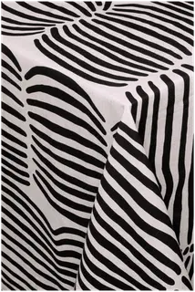Pentik Vilja pöytäliina puolipellava 145x250 cm, musta