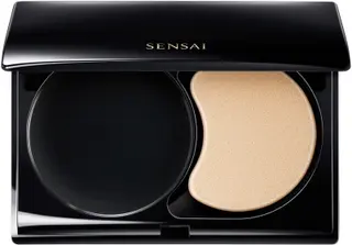 Sensai Compact Case for Total Finish meikkipuuterin rasia