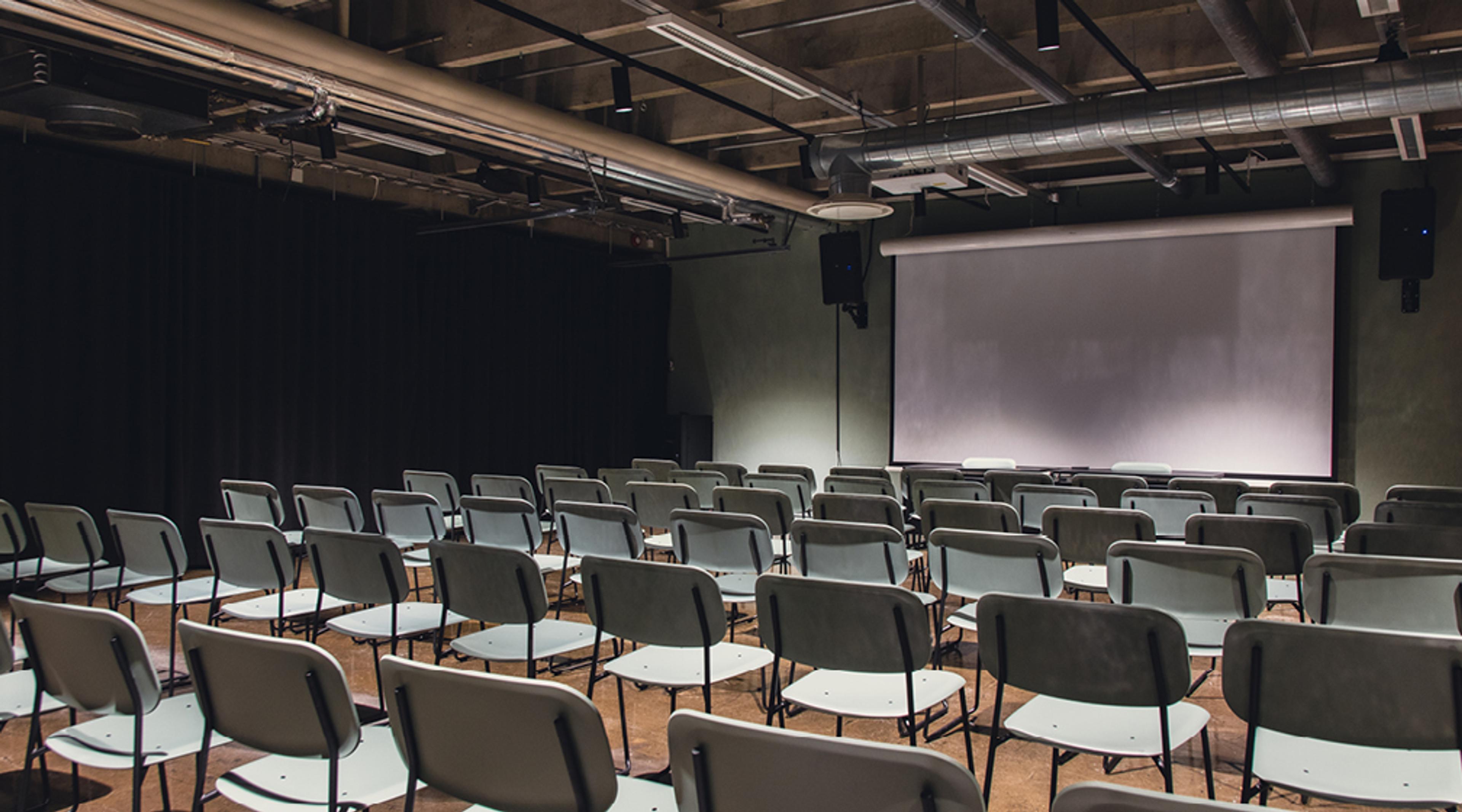 SuperMeeting teatteri