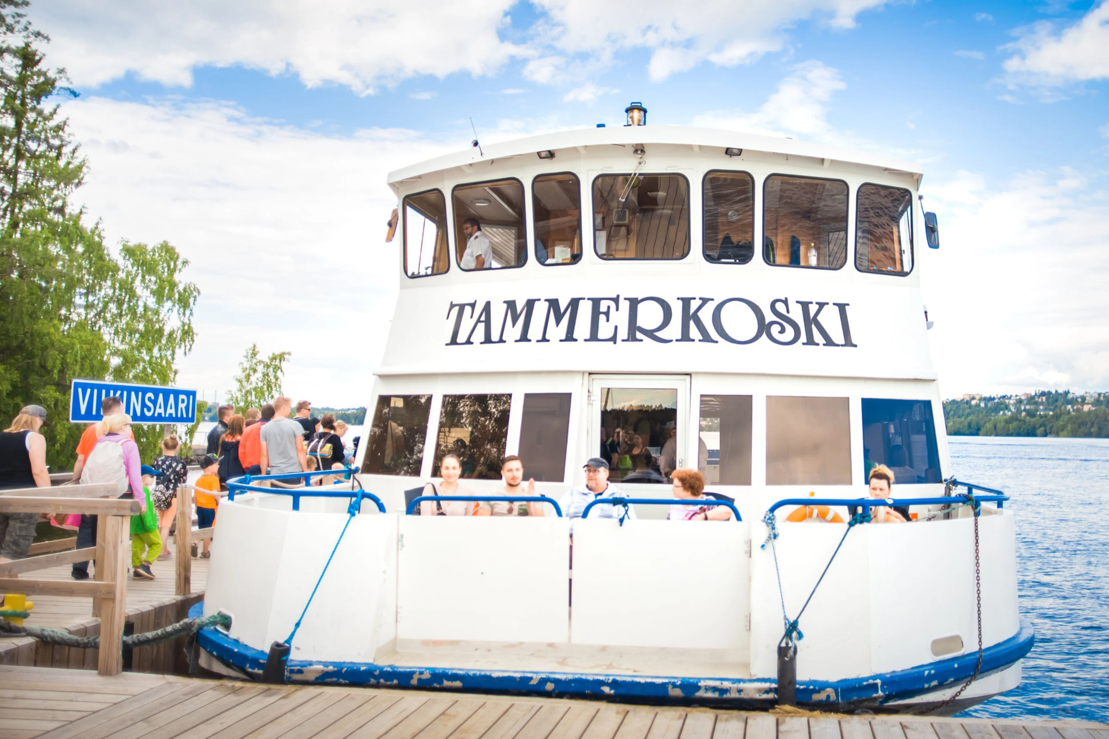 Sisävesilaiva Viikinsaareen.
