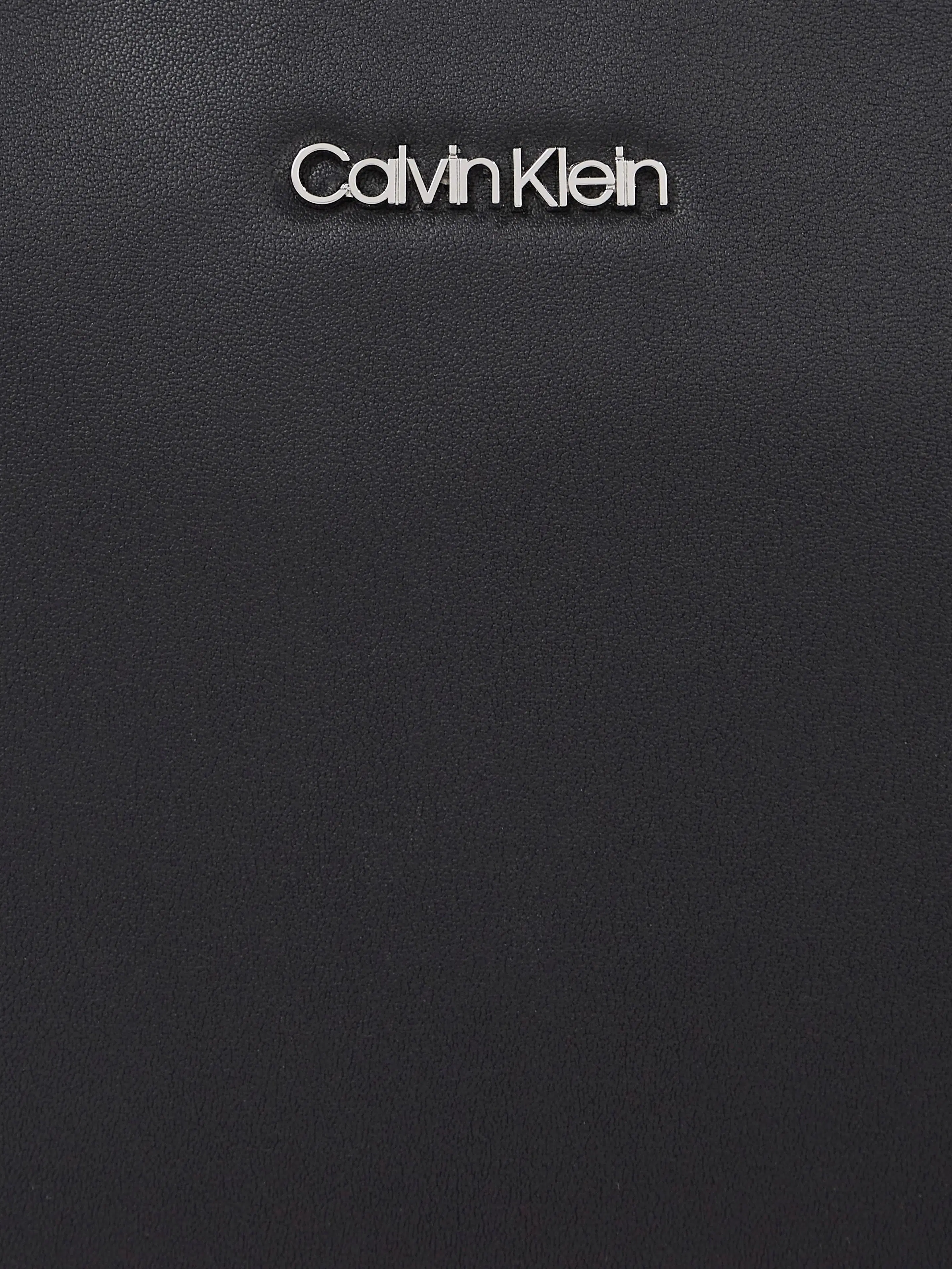Calvin Klein CK Must olkalaukku