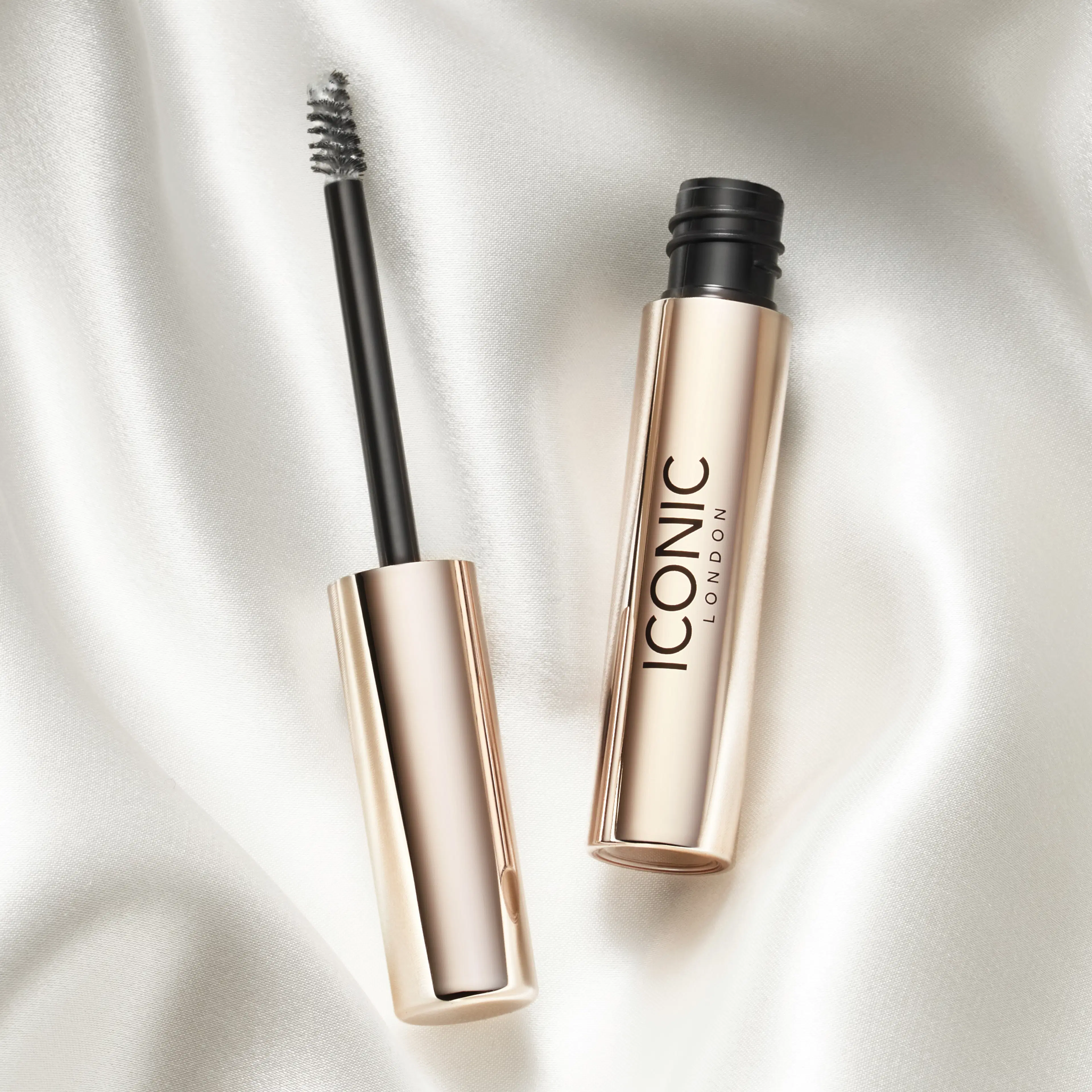 Iconic London Liquid Brow Silk -kulmavaha 3 ml