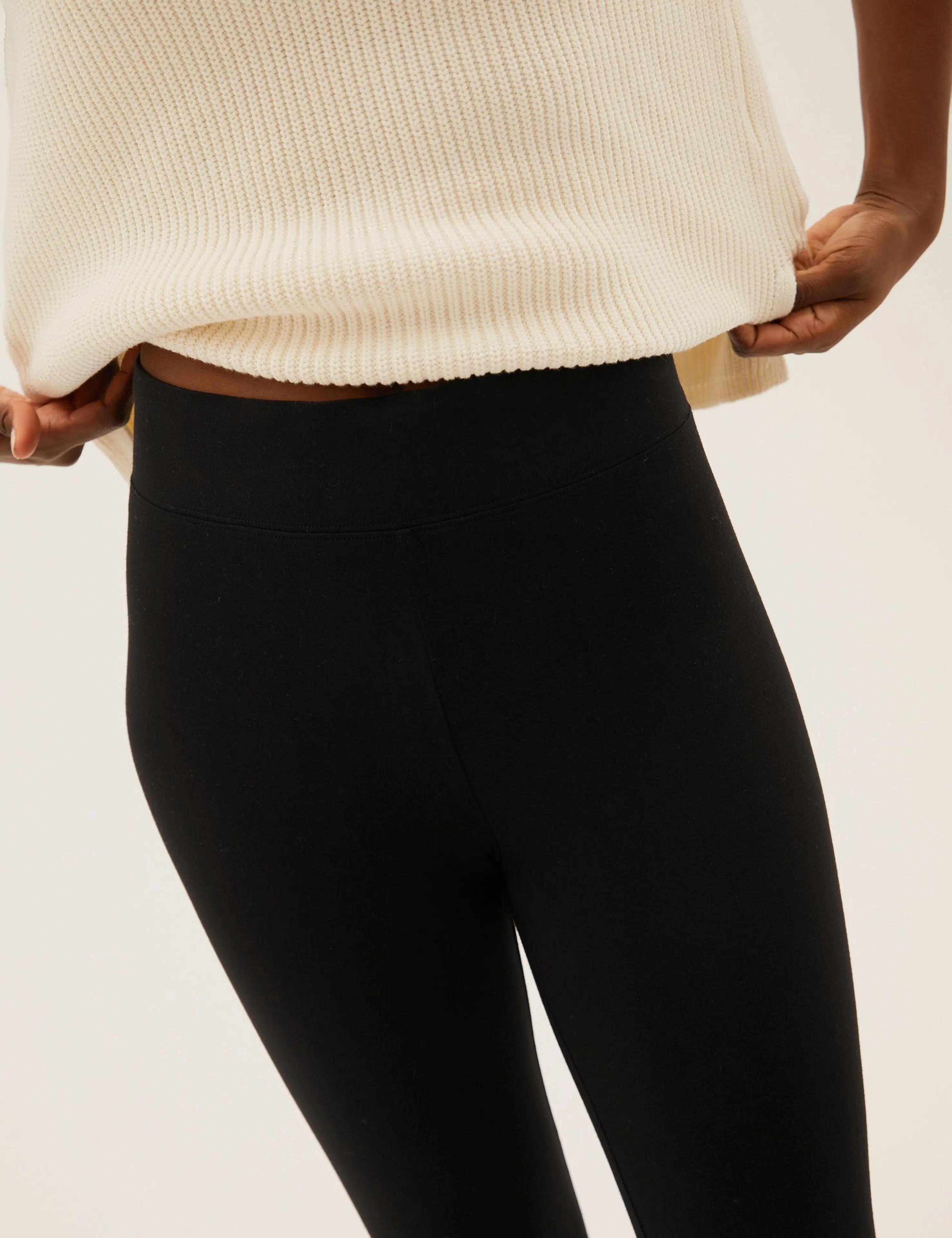 M&S High waisted cropped leggings