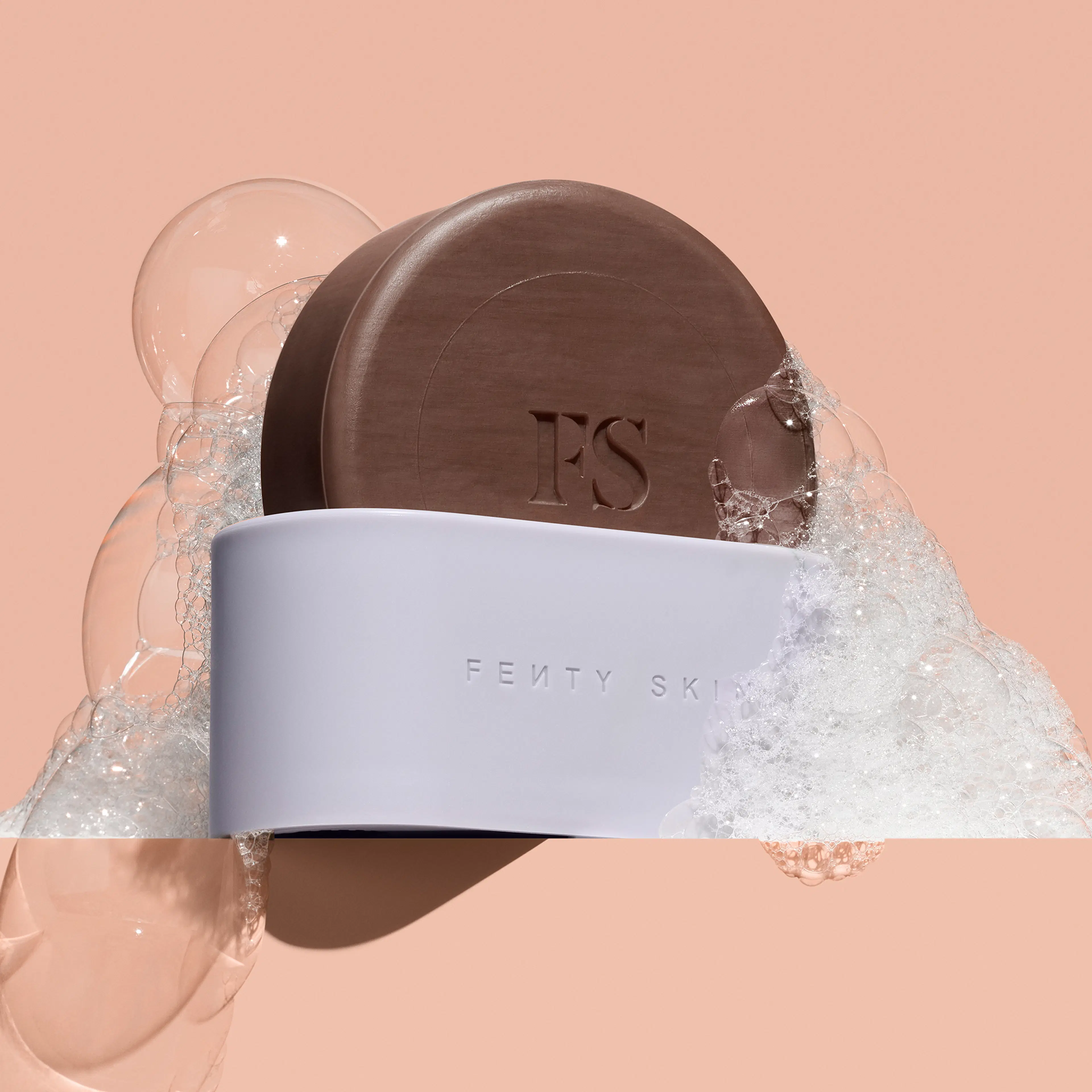 Fenty Skin Cocoa Cleans'r All-Over Cleansing Bar African Black Soap Face & Body Bar palasaippua 140 g