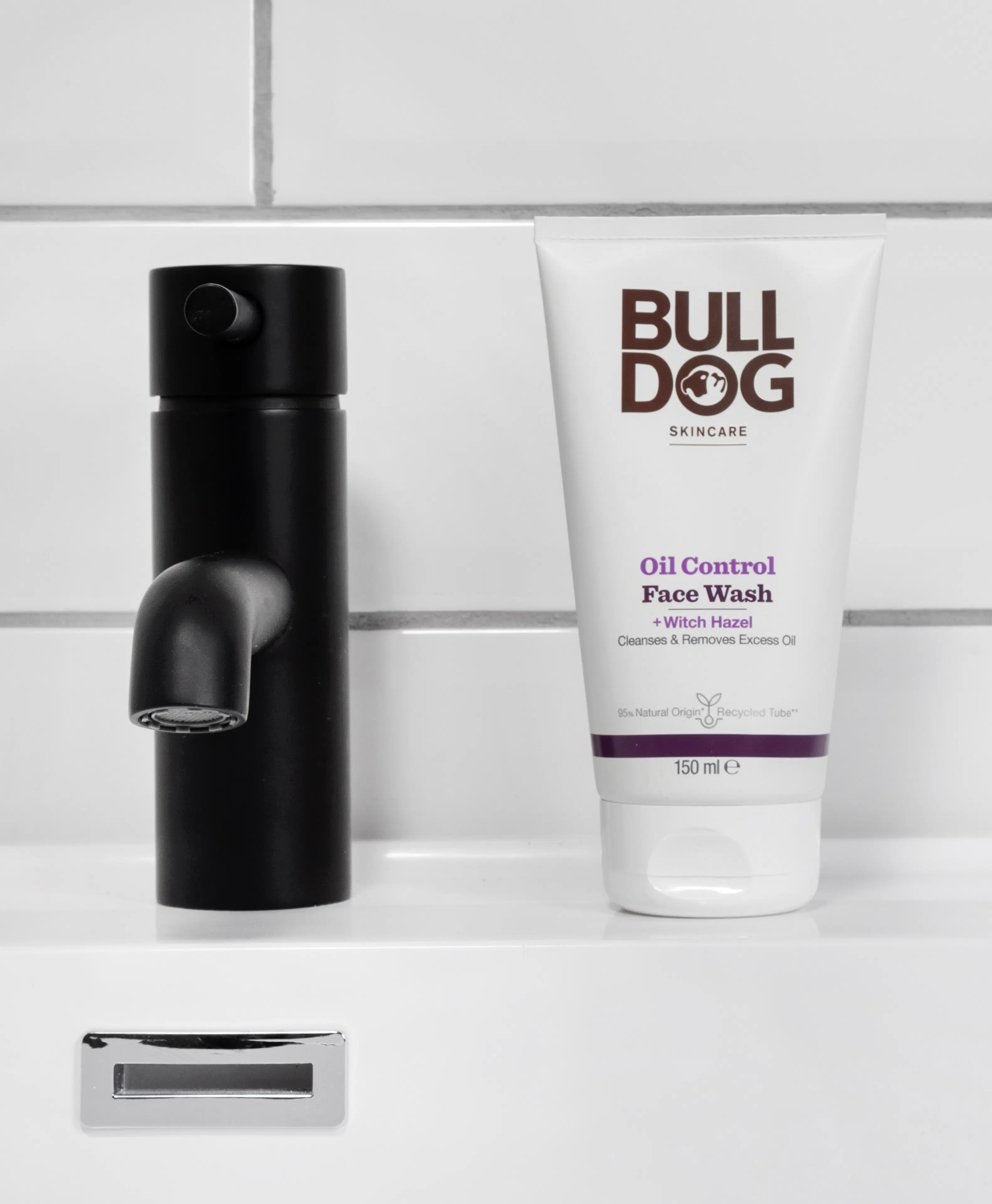 Bulldog Oil Control Face Wash puhdistusaine 150 ml