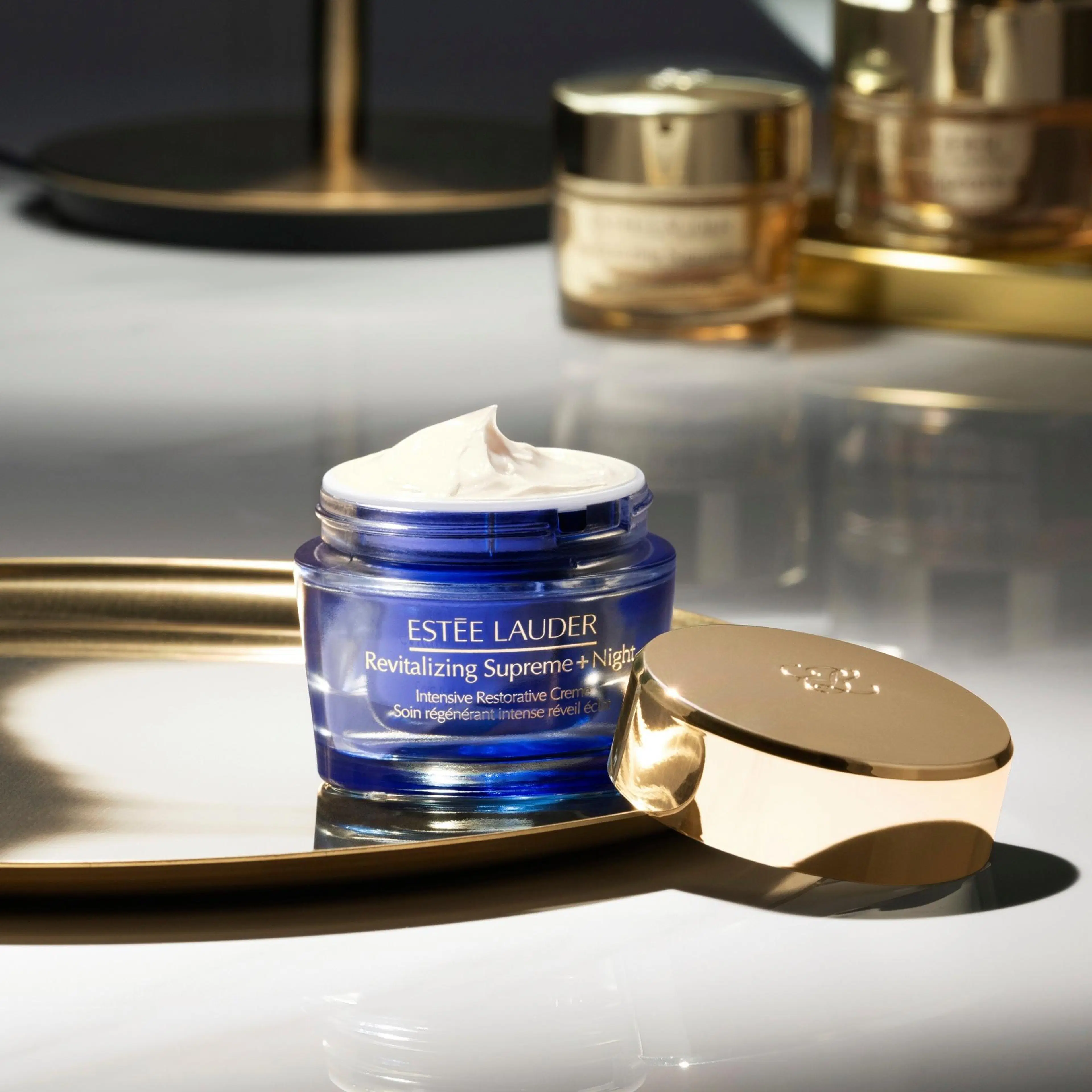 Estée Lauder Revitalizing Supreme+ Night Intensive Restorative Creme yövoide 50 ml