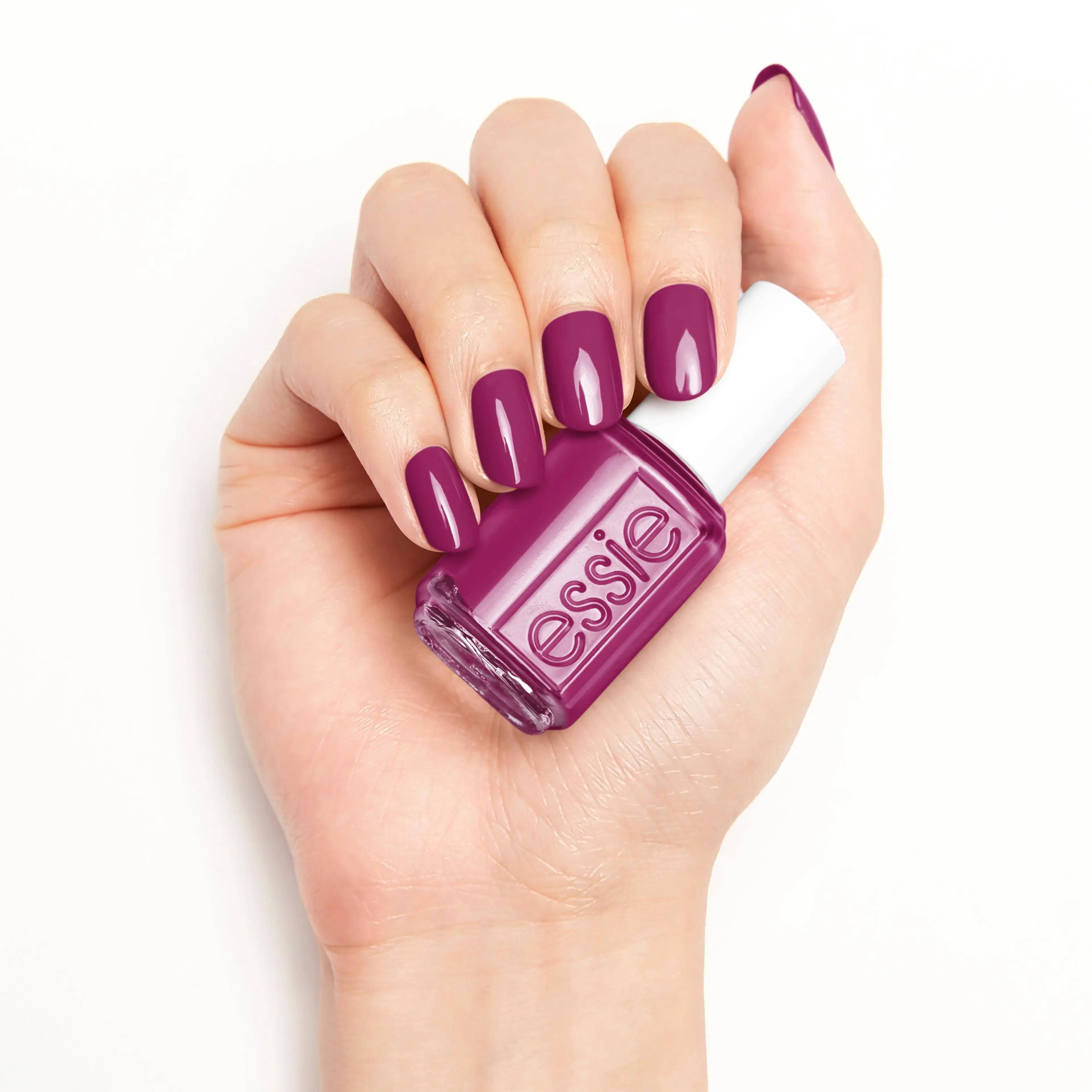 Essie kynsilakka color 913 light & fairy