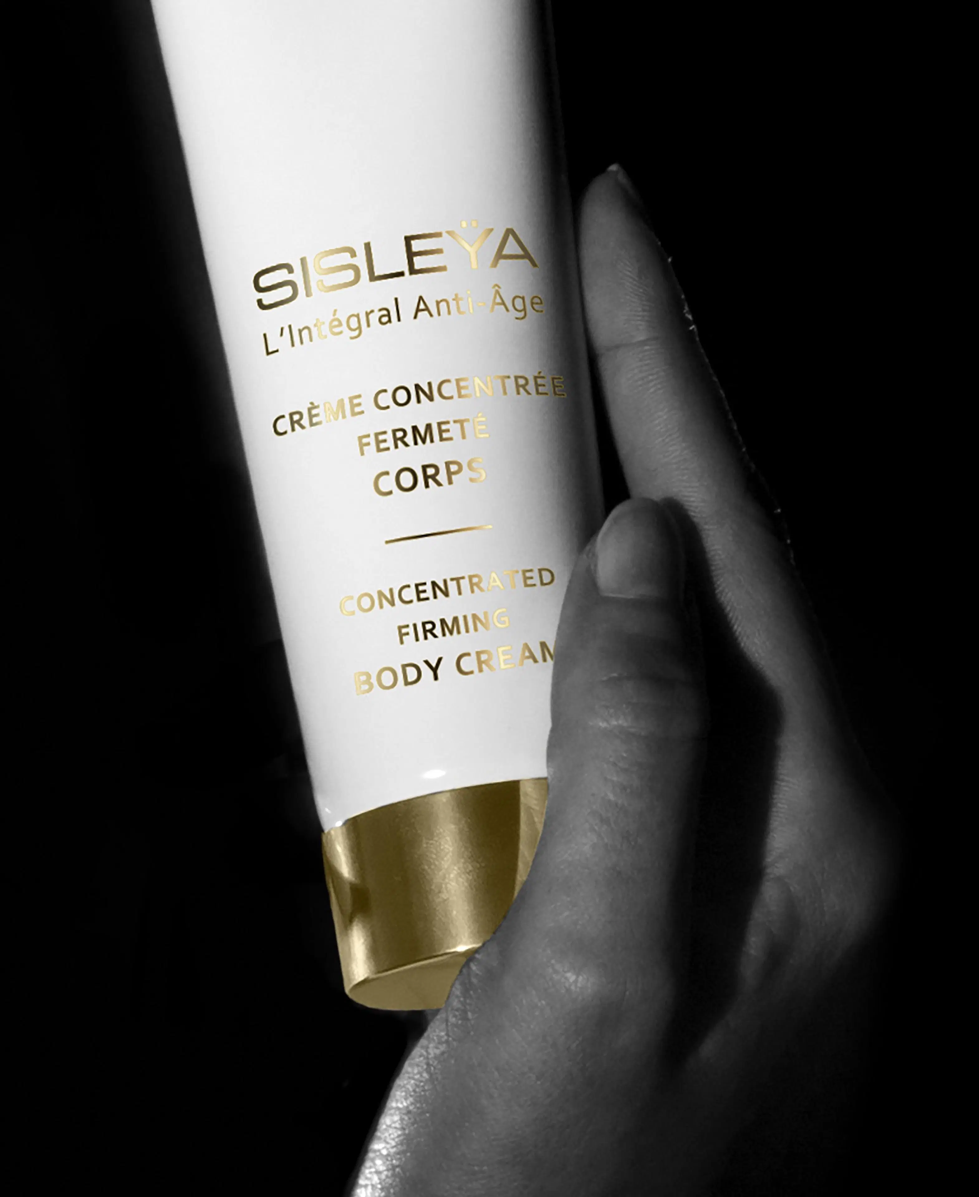 Sisley Sisleÿa L'Intégral Anti-Age Concentrated Firming Body Cream vartalovoide 150 ml