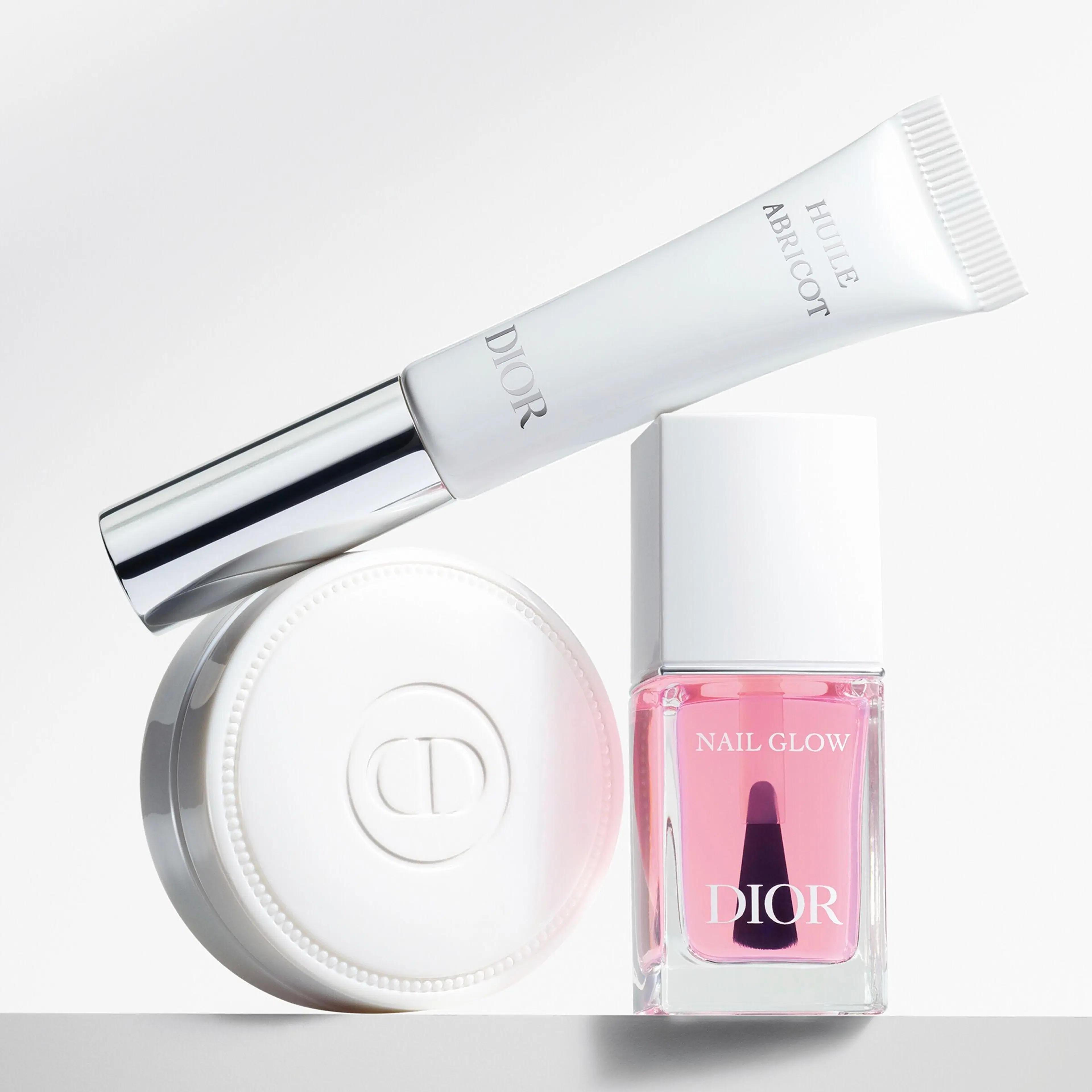 DIOR Crème Abricot Strengthening Nail Care hoitovoide kynsille 8 g