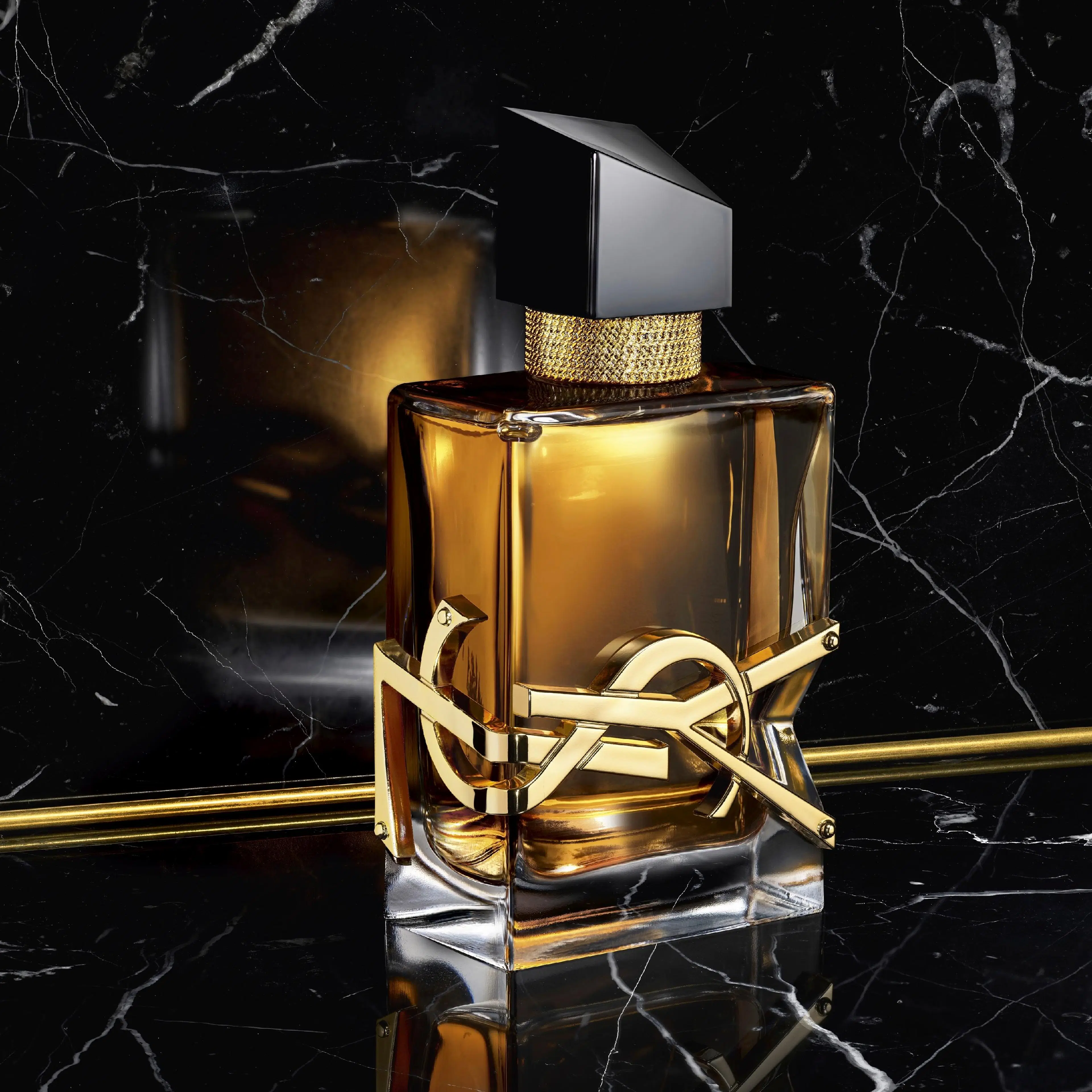 Yves Saint Laurent Libre Eau de Parfum Intense tuoksu 30 ml