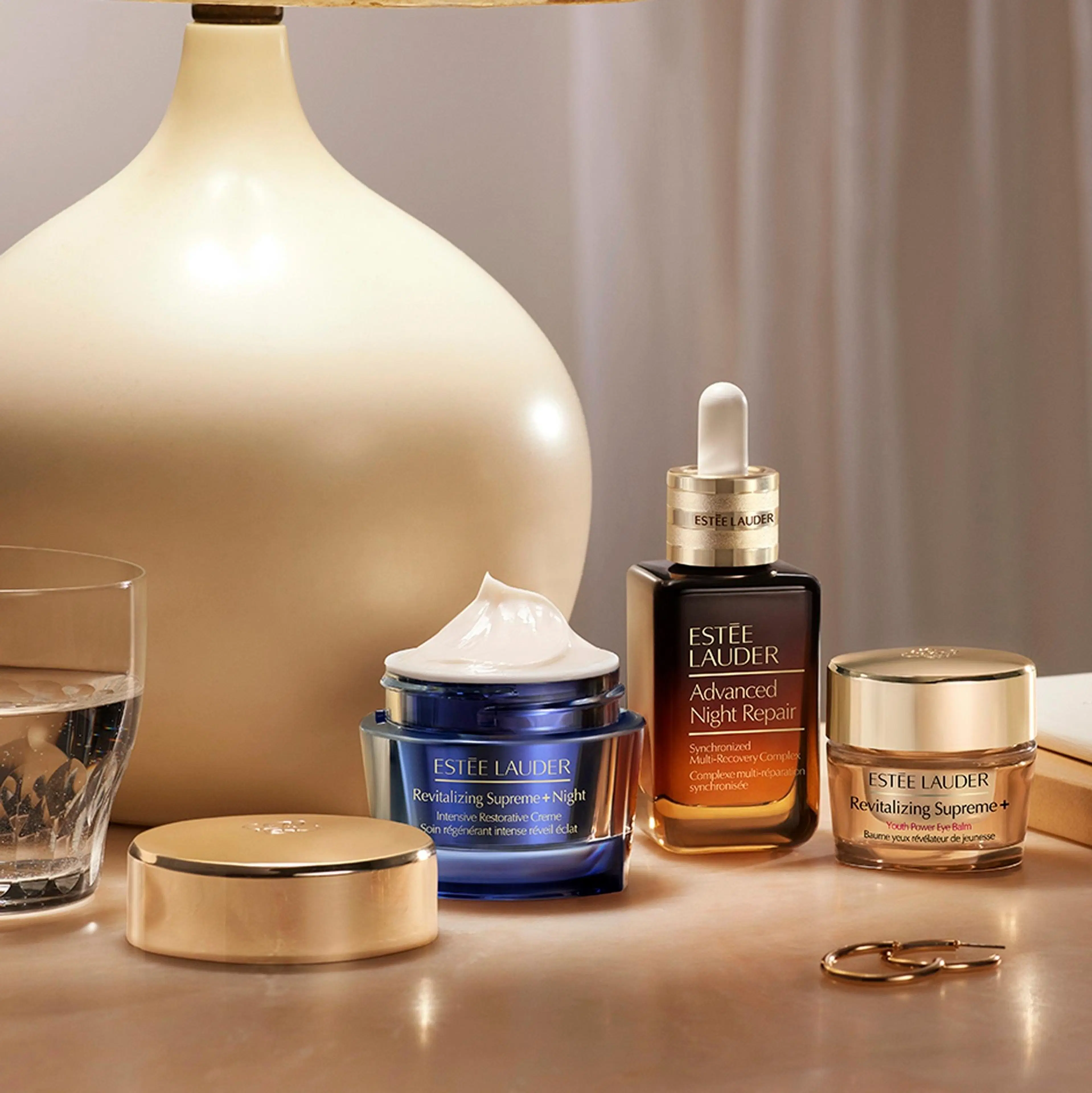 Estée Lauder Revitalizing Supreme+ Night Intensive Restorative Creme yövoide 50 ml