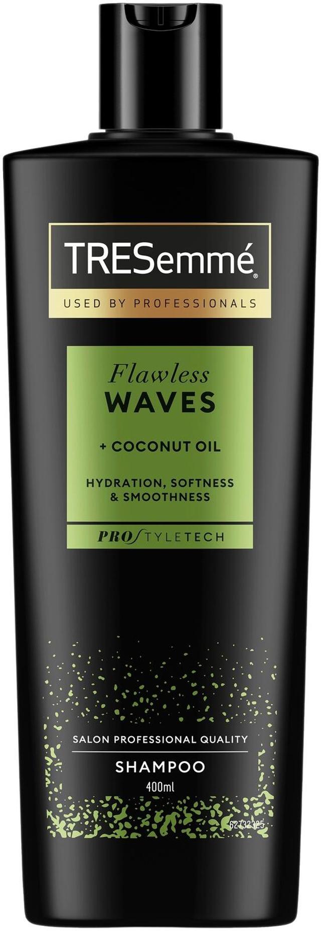 TRESemmé  Flawless Waves Shampoo  Ammattimaista laatua   400 ML