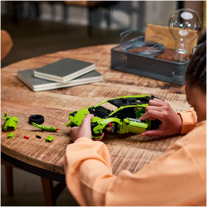 42161 LEGO® Lamborghini Huracán Tecnica - 7