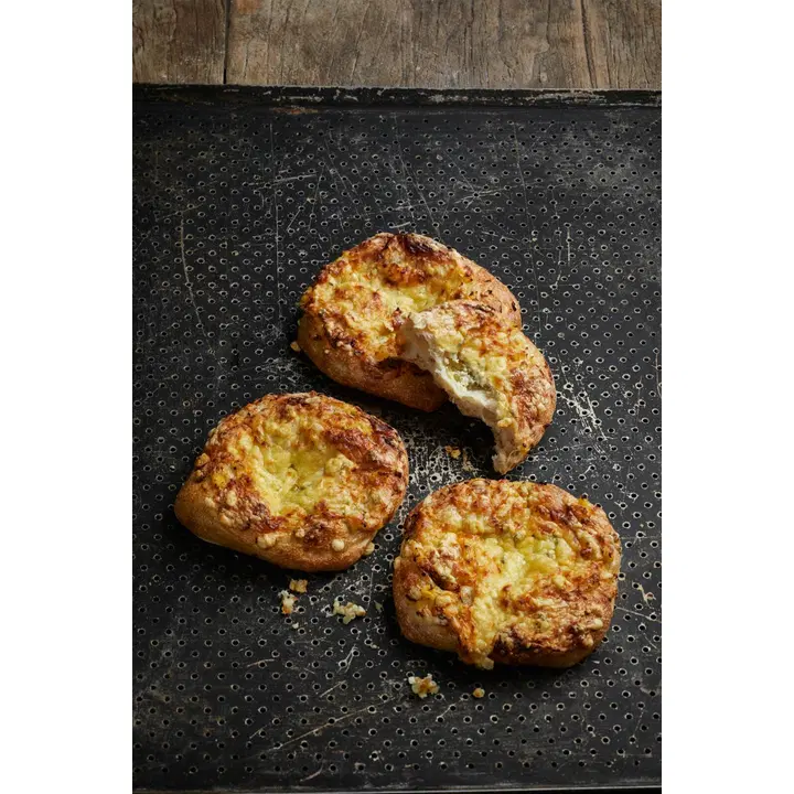 Fazer Leipurit Ananas-aurajuusto herkkuciabatta kpl vehnäleipä