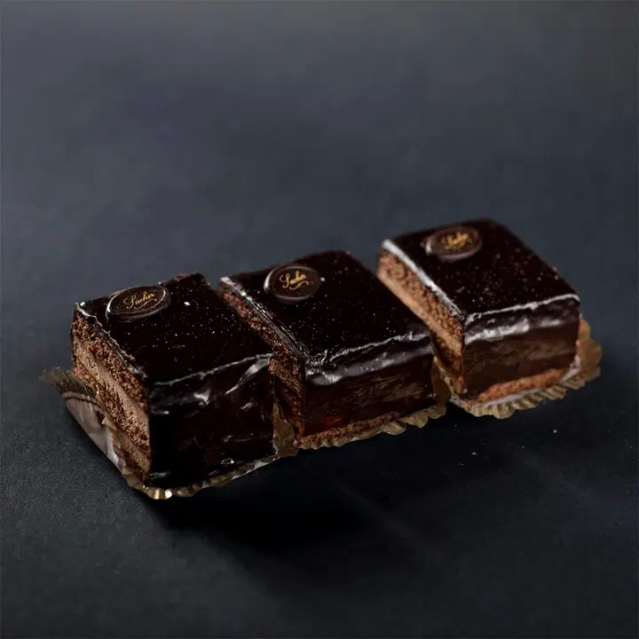 Meriläisen Leipomo Sacherleivos 2 kpl / 180 g
