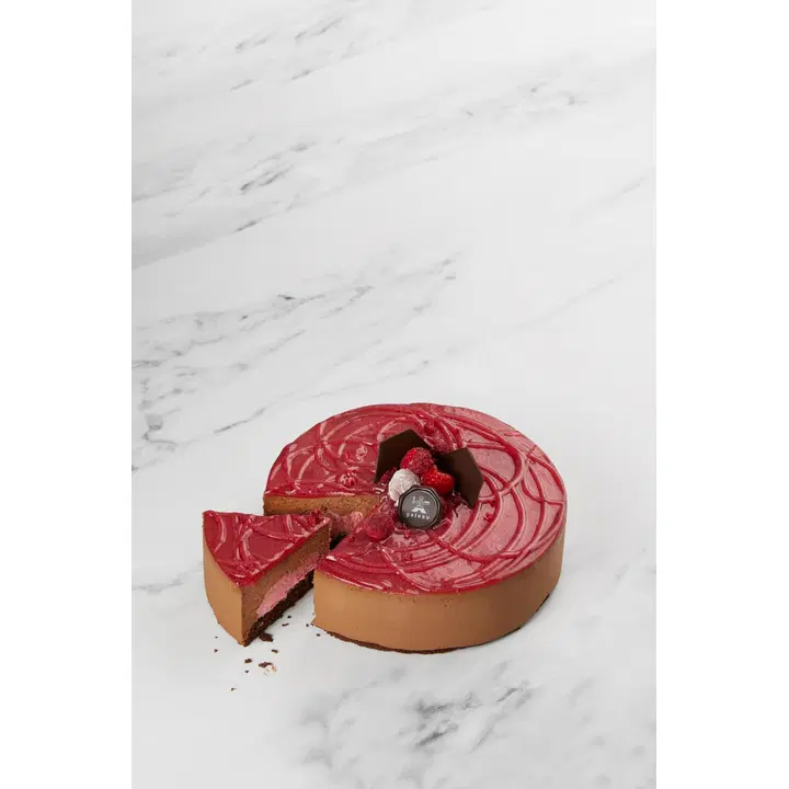 Gateau tummasuklaa-vadelmakakku 12 h, veg